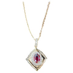 Halskette im Vintage-Stil aus 18 Karat Gold mit ovalem Rubin-Diamant-Anhänger
