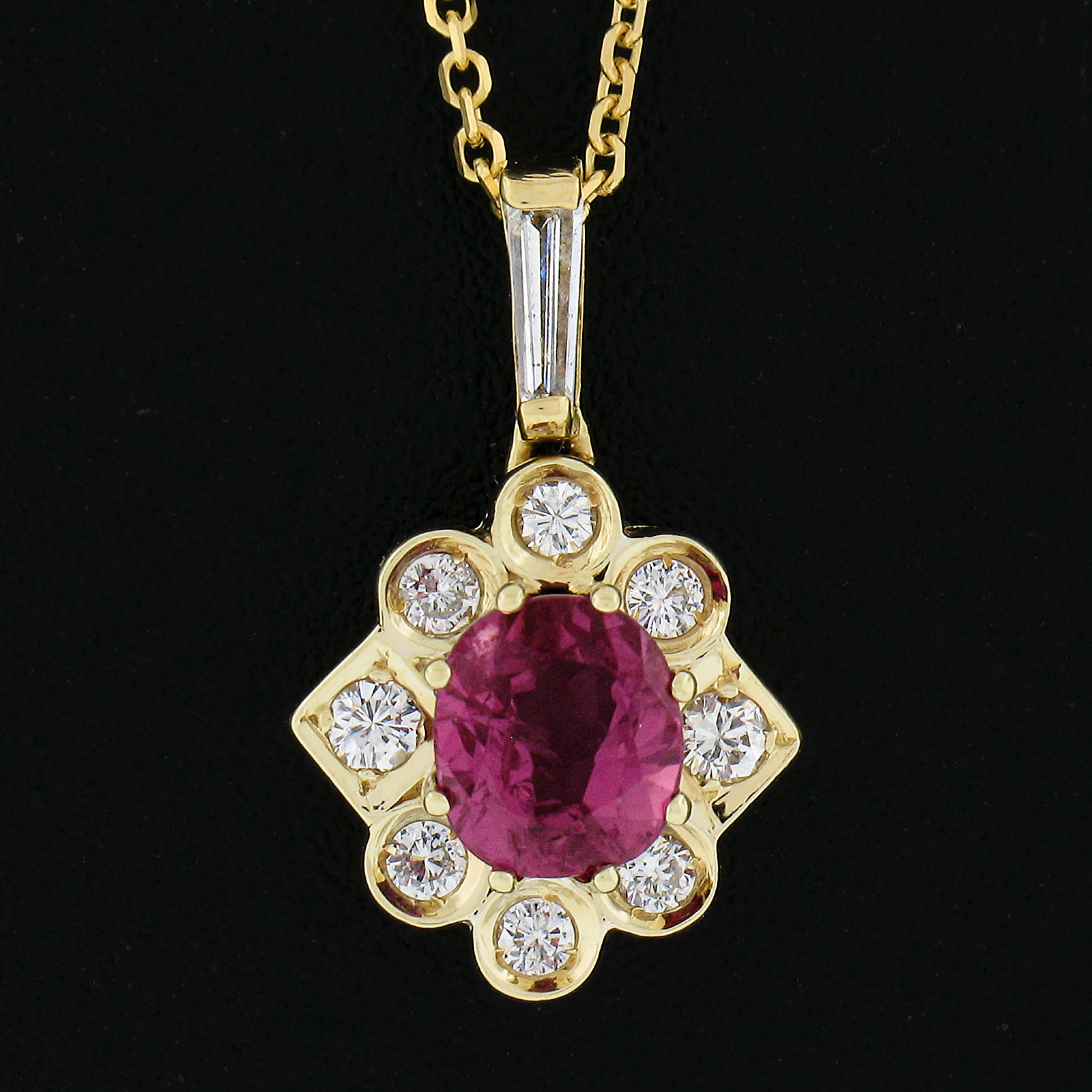 Taglio ovale Collana con ciondolo floreale ovale in oro 14k GIA con zaffiro rosa e diamante a forma di aureola in vendita