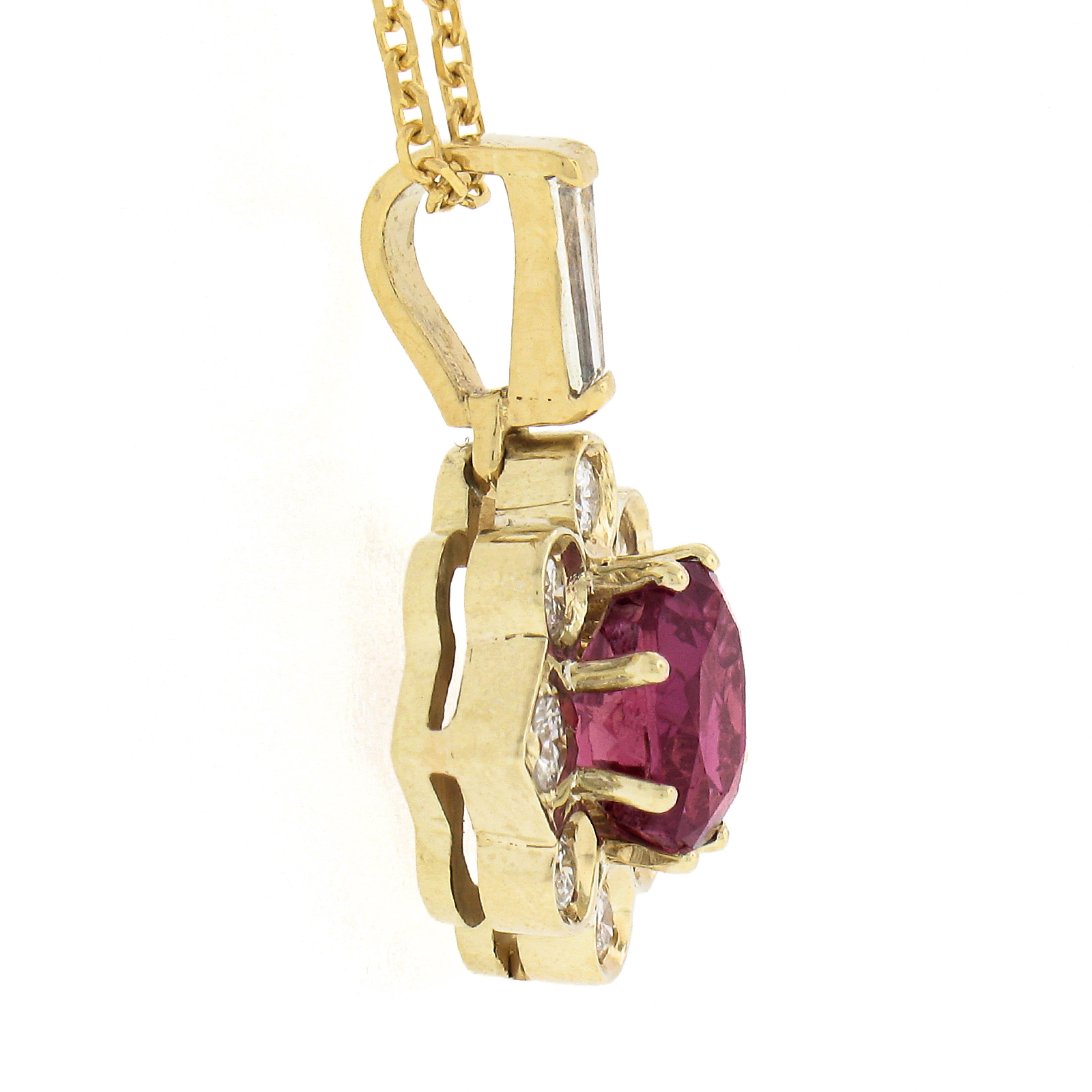 Collana con ciondolo floreale ovale in oro 14k GIA con zaffiro rosa e diamante a forma di aureola In condizioni ottime in vendita a Montclair, NJ