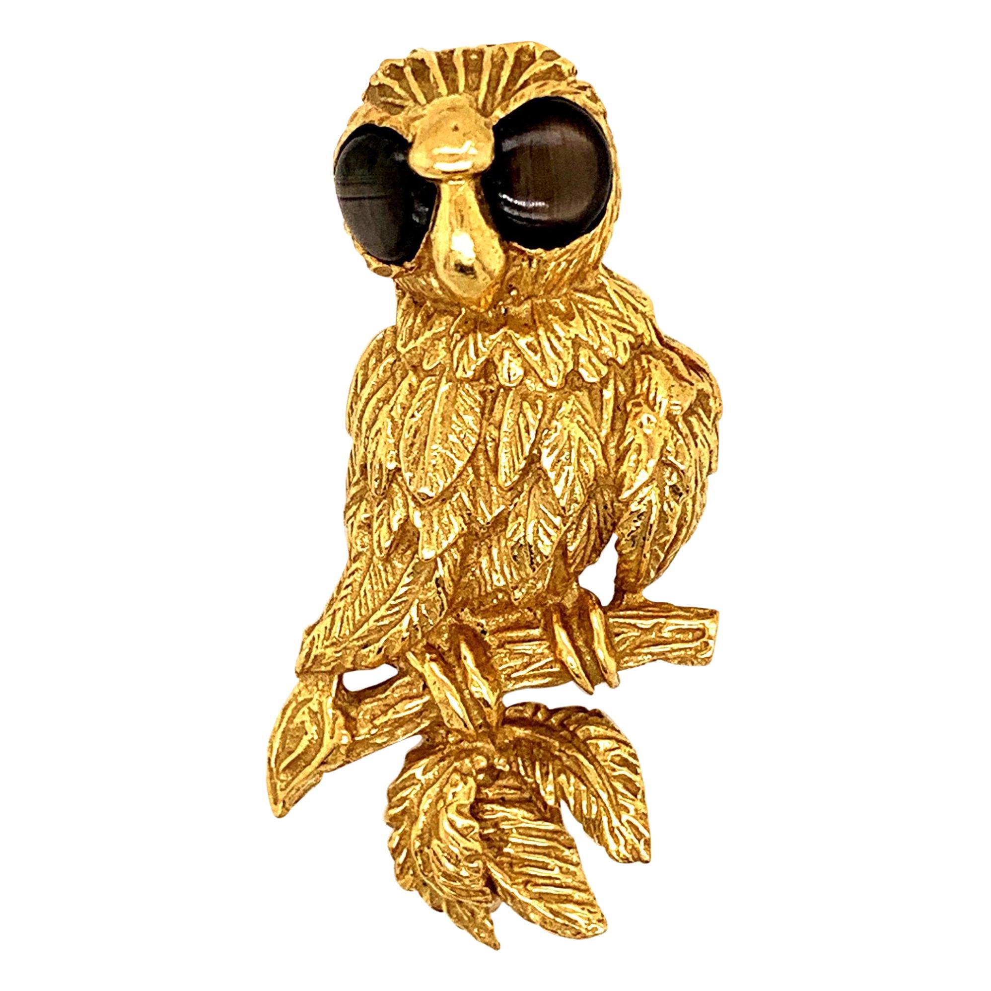 18K Gold Owl Brooch Pin For Sale
