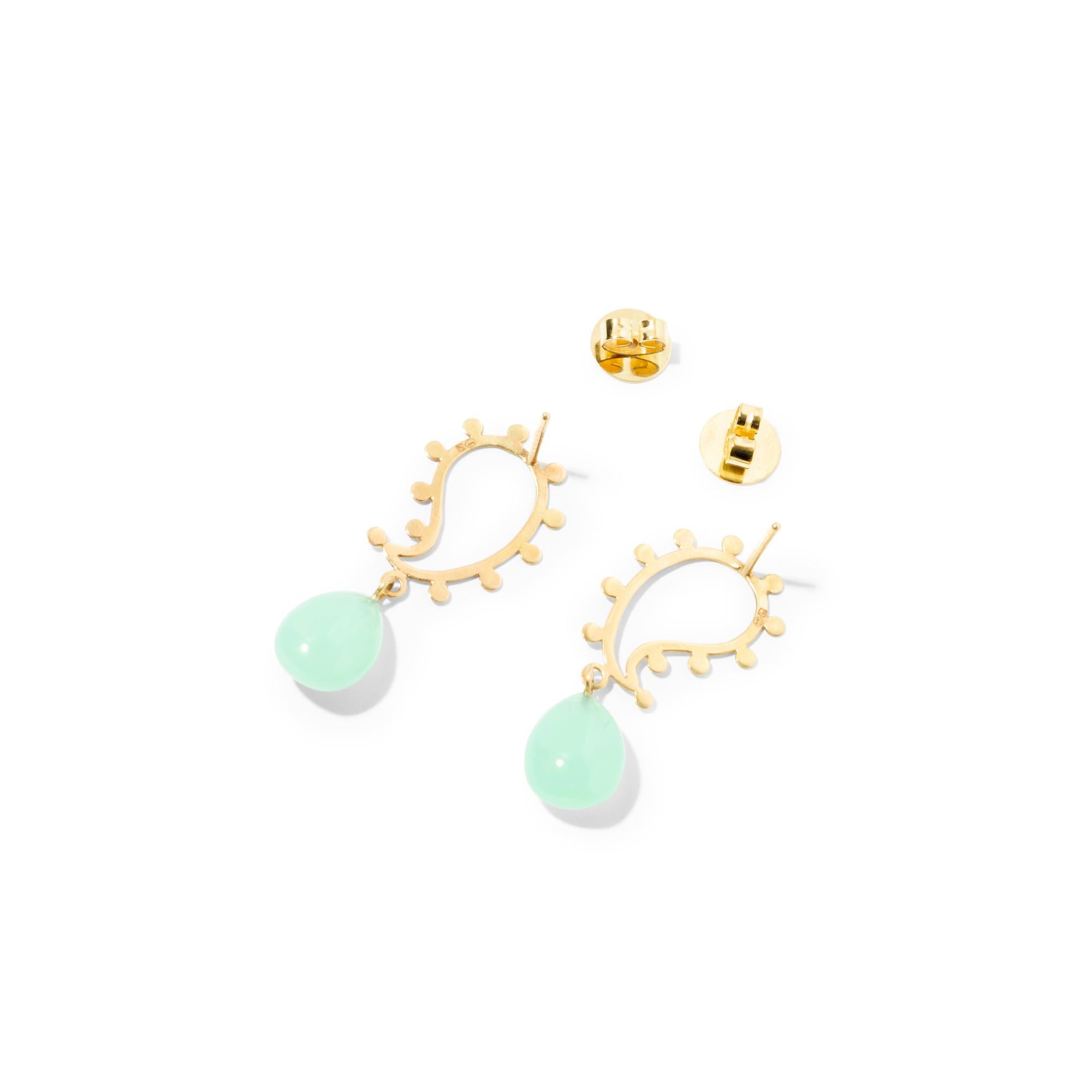 Dainty and lightweight drop earrings with chrysoprase drops suspended from 18k gold paisley motifs.  A subtle way to add a pop of color to your wardrobe. Sits comfortably on the ear and is suitable for wearing all day without becoming heavy.