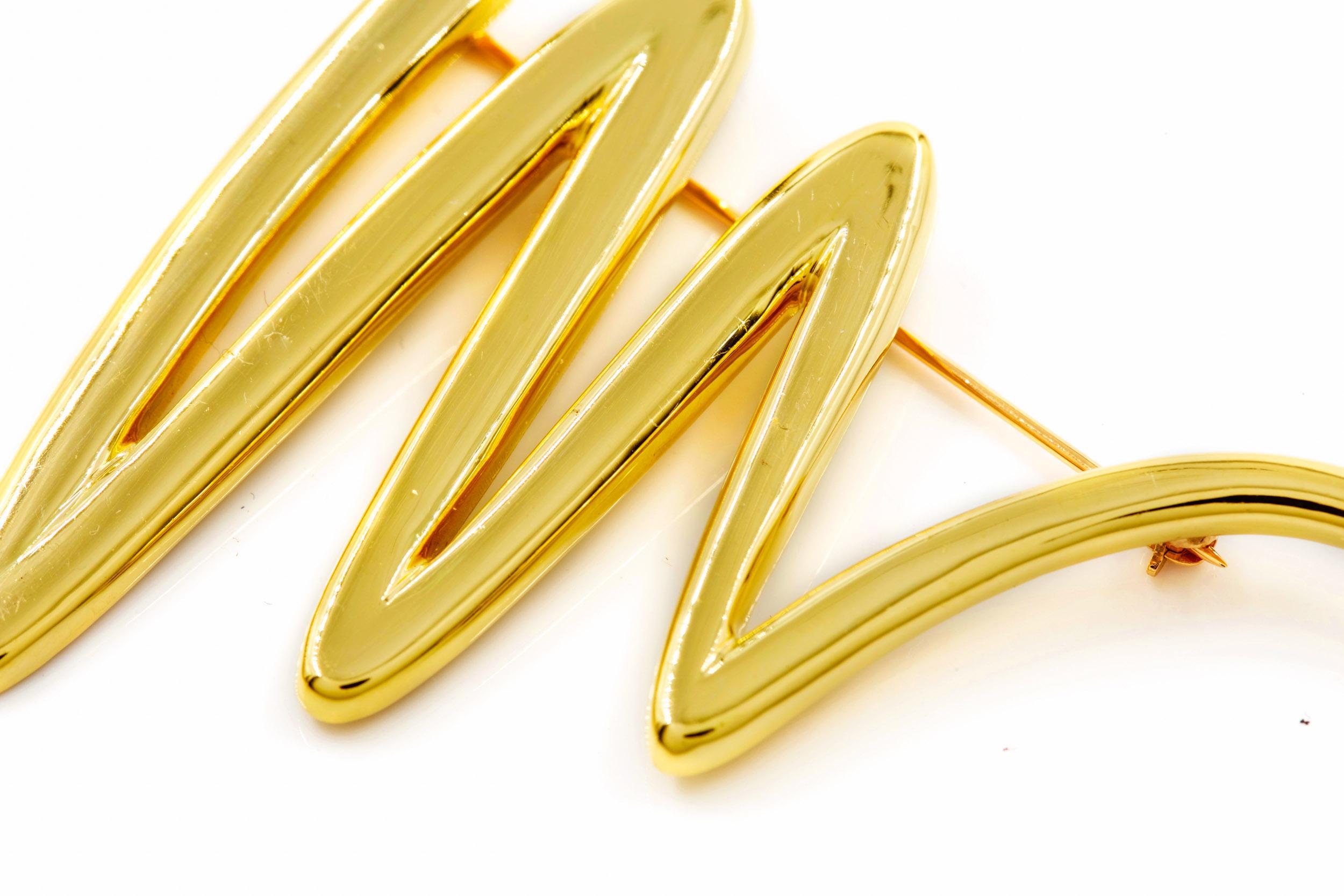 Broche à épingle en or 18 carats Paloma Picasso pour Tiffany & Co en forme de ligne ondulée en zigzag Bon état - En vente à Shippensburg, PA
