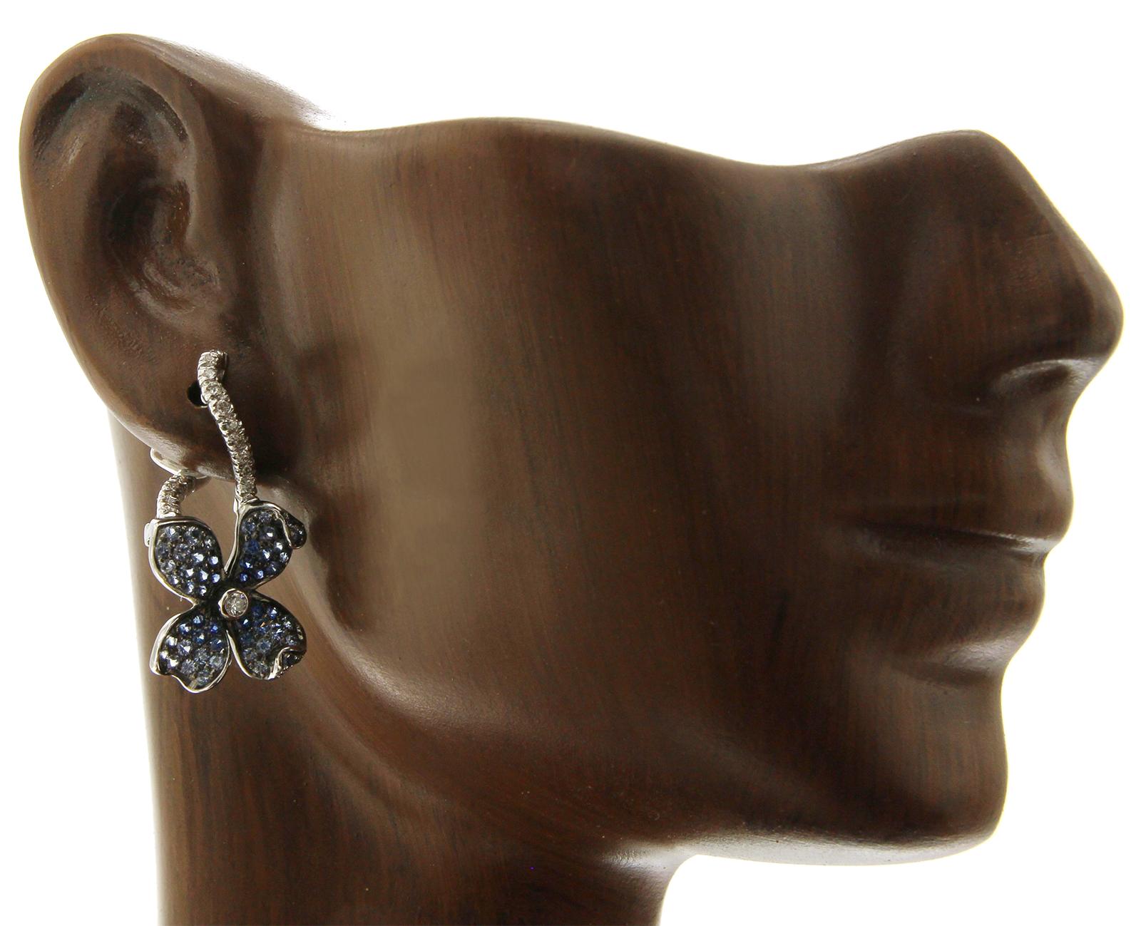 Women's 18k Gold Pave 0.19 Ct Diamonds & 1.01 Ct Blue Sapphire Flower Earrings For Sale