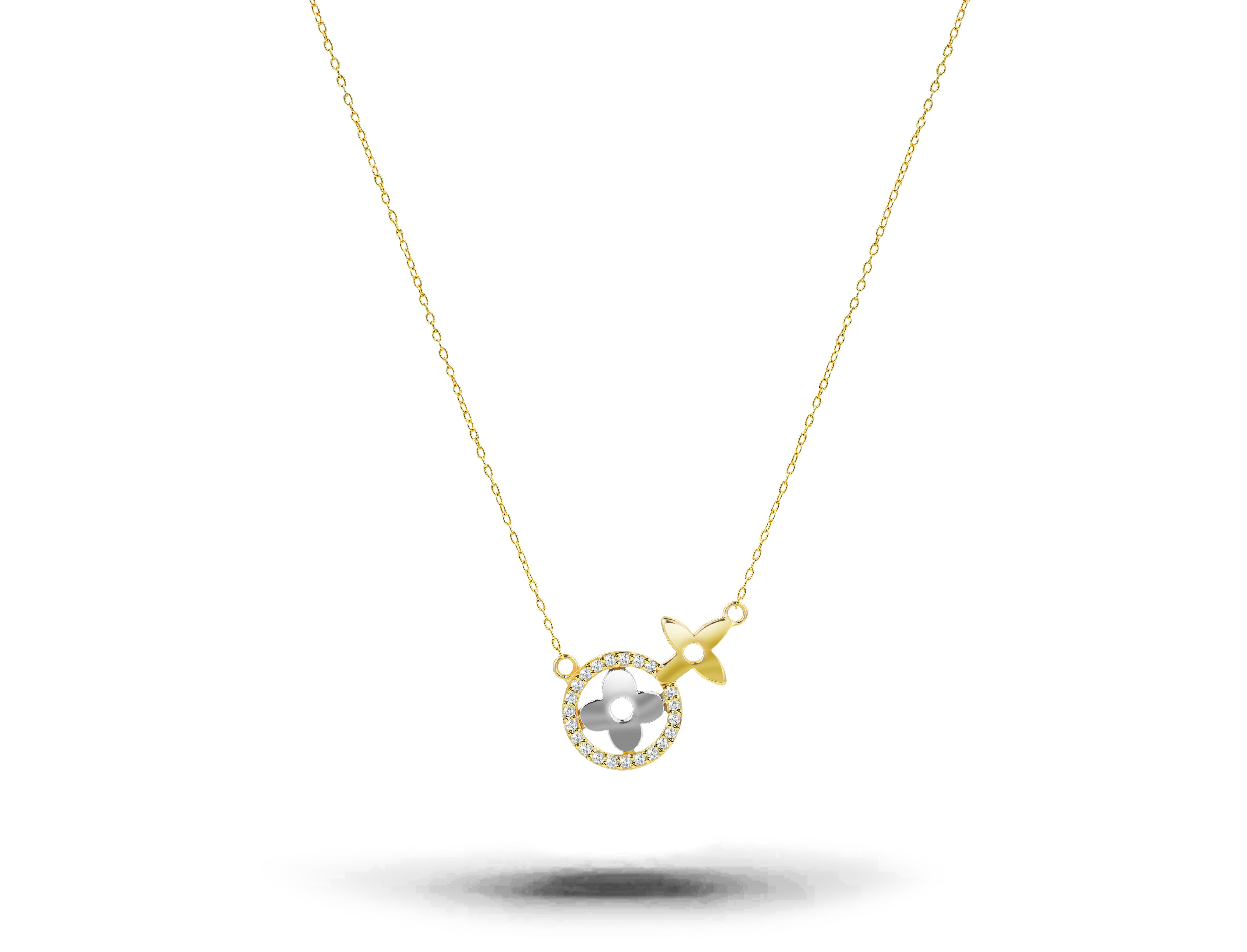 Modern 18k Gold Pave Diamond Clover Necklace Round Diamond Dainty Necklace For Sale