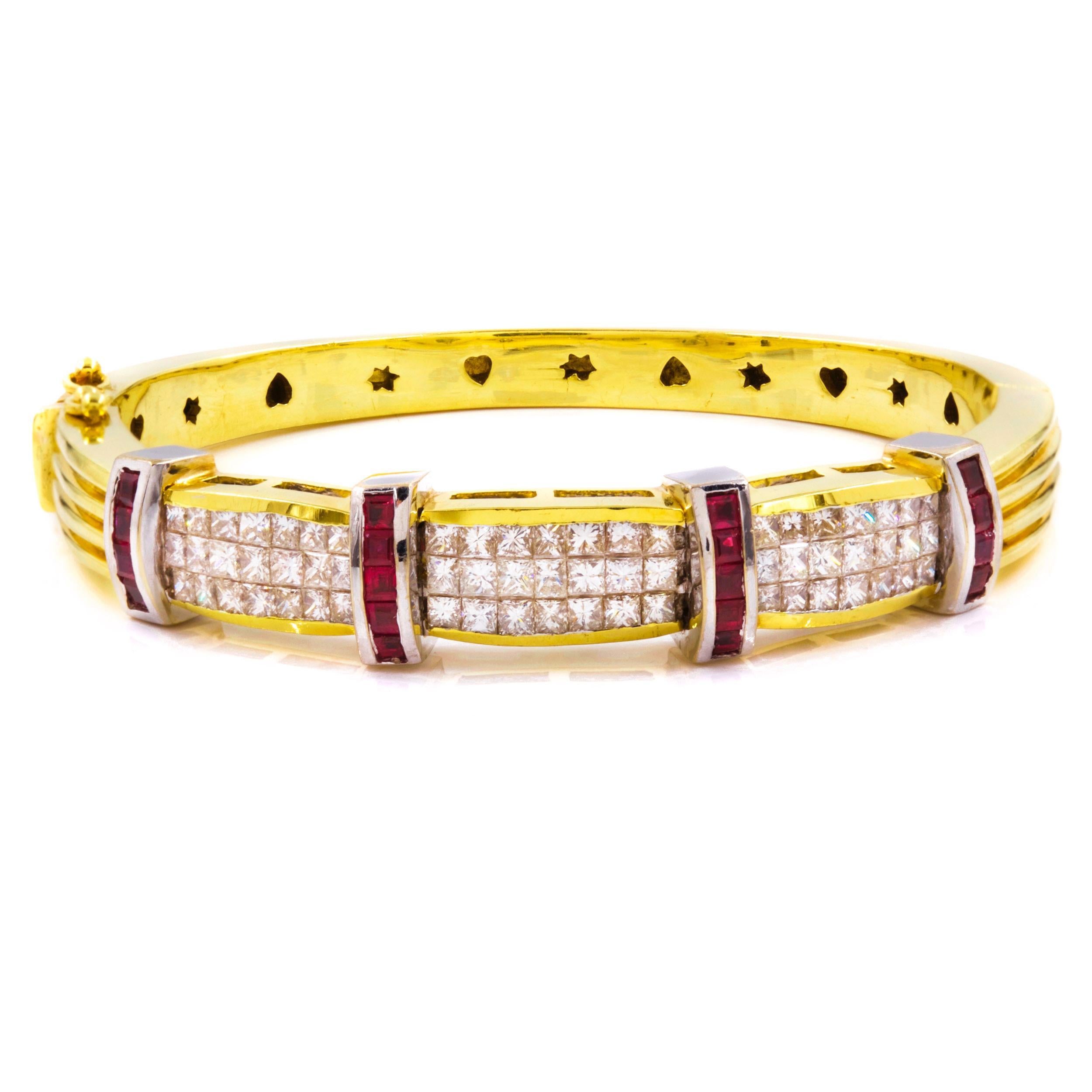 18K Gold Pave-Set Ruby and Diamond Bangle Bracelet For Sale 5