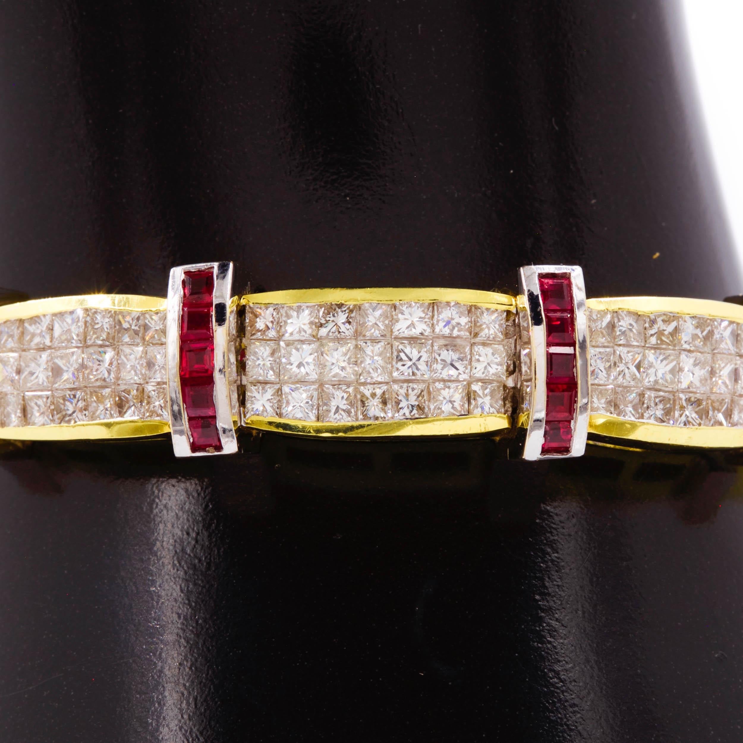 18K Gold Pave-Set Ruby and Diamond Bangle Bracelet For Sale 1