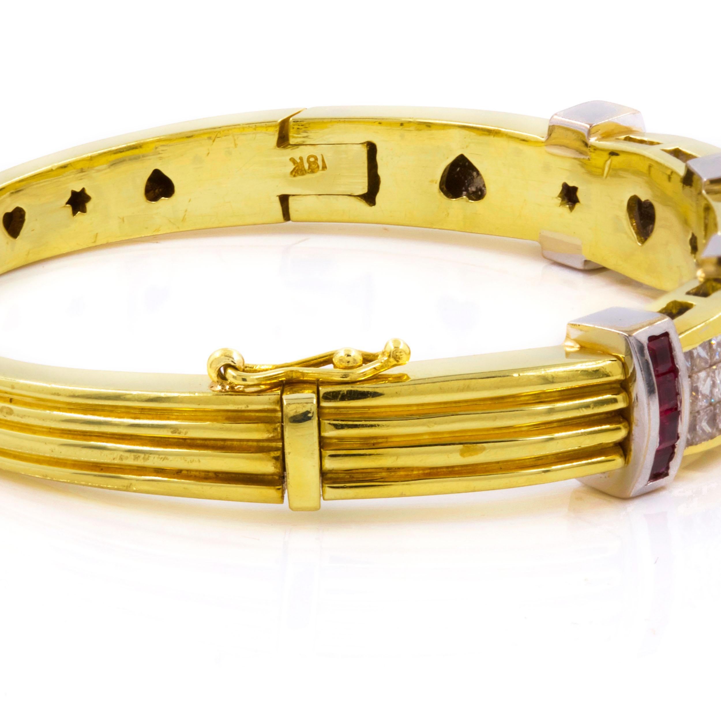 18K Gold Pave-Set Ruby and Diamond Bangle Bracelet For Sale 4