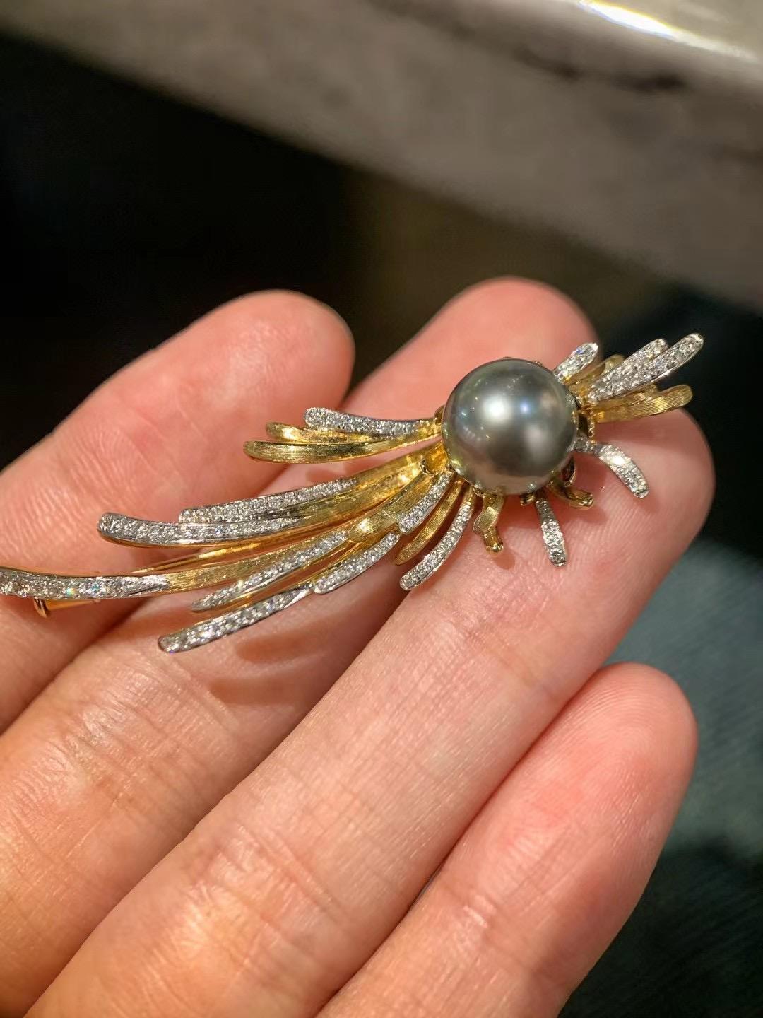 18K Gold Pearl & Diamond Feather Brooch Pendant For Sale 6