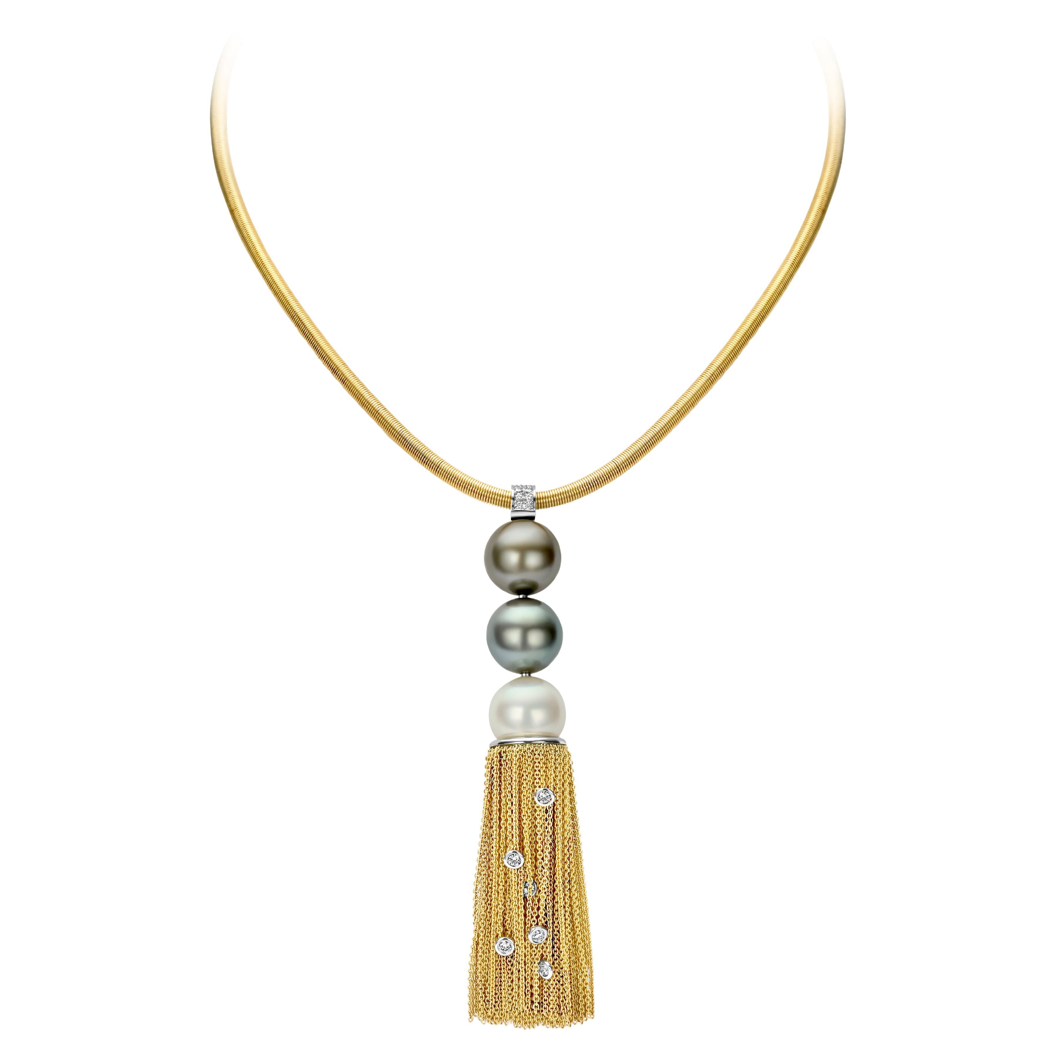 18 Karat Gold Anhänger mit 0,35 Karat Diamanten und Tahiti-Perlen, Floche. Rattenschwanz-Halskette