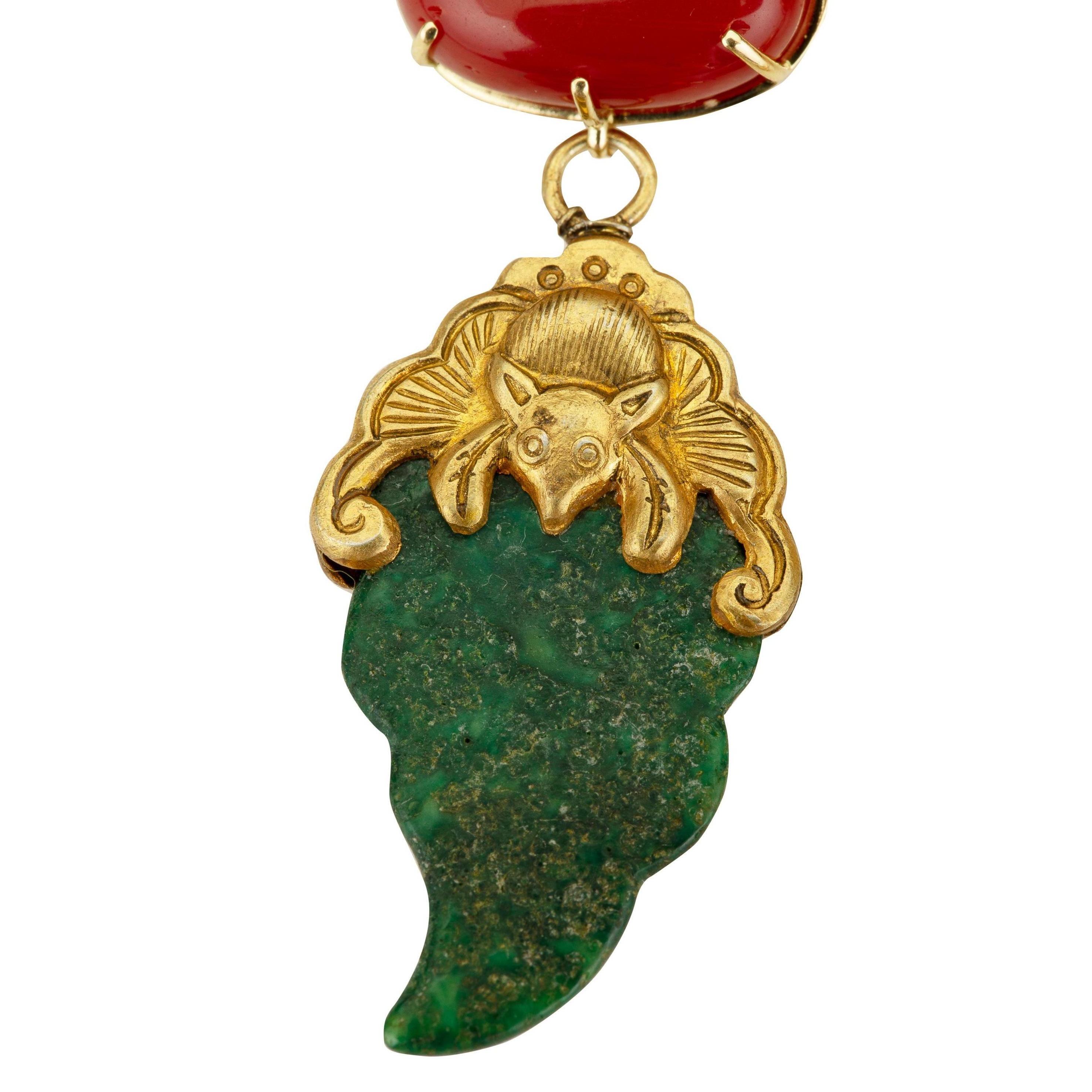 18 Karat Gold Peridot-Korallen-Ohrringe, seltene chinesische Ohrringe für Damen oder Herren im Angebot