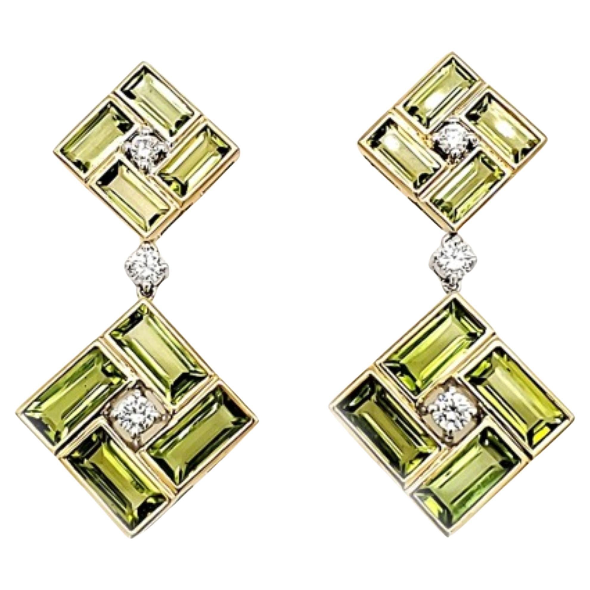 Orecchini con diamanti e peridoto in oro 18k