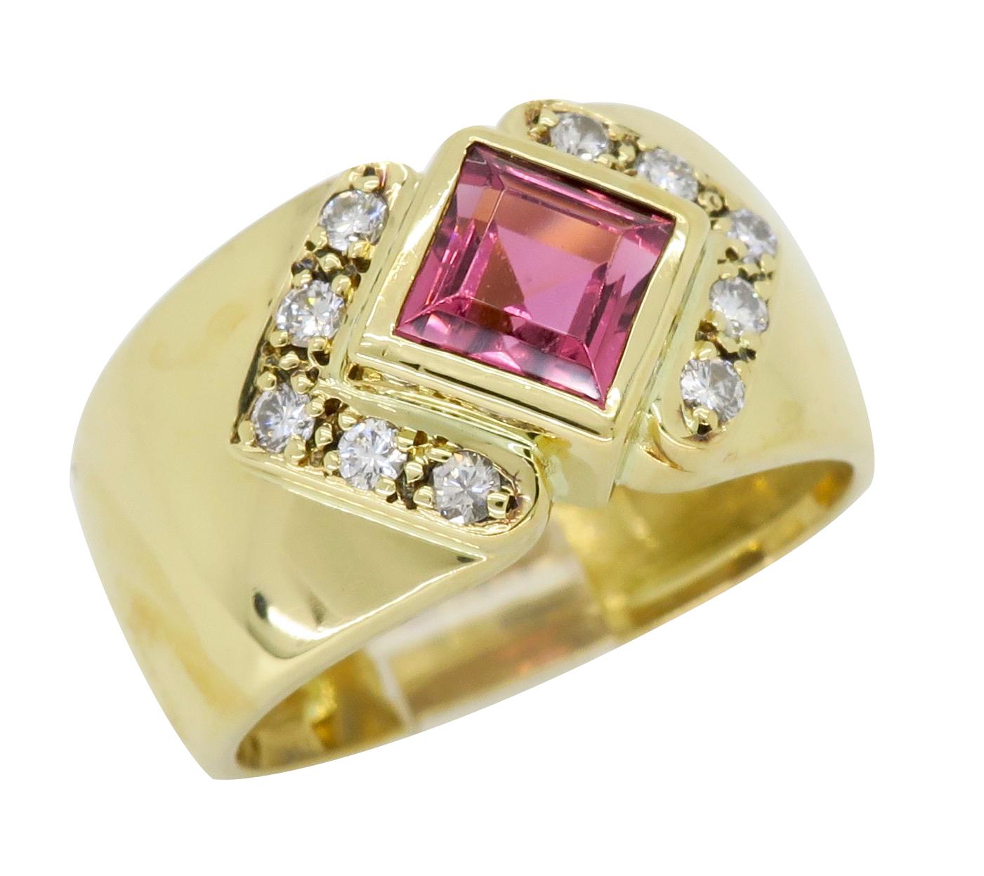18 Karat Gold Pink Gemstone Diamond Ring 6