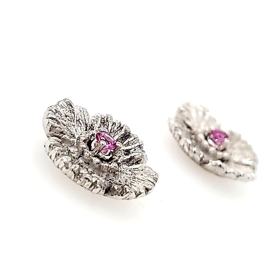 Contemporary 18k Gold Pink Sapphire Cts 0.18 Flower Earrings For Sale