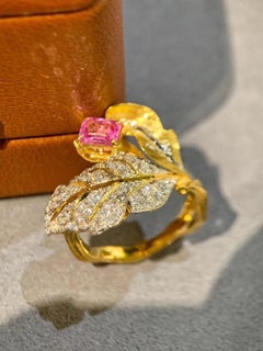 18K Gold Pink Sapphire & Diamond Leaf Gold Graving Ring