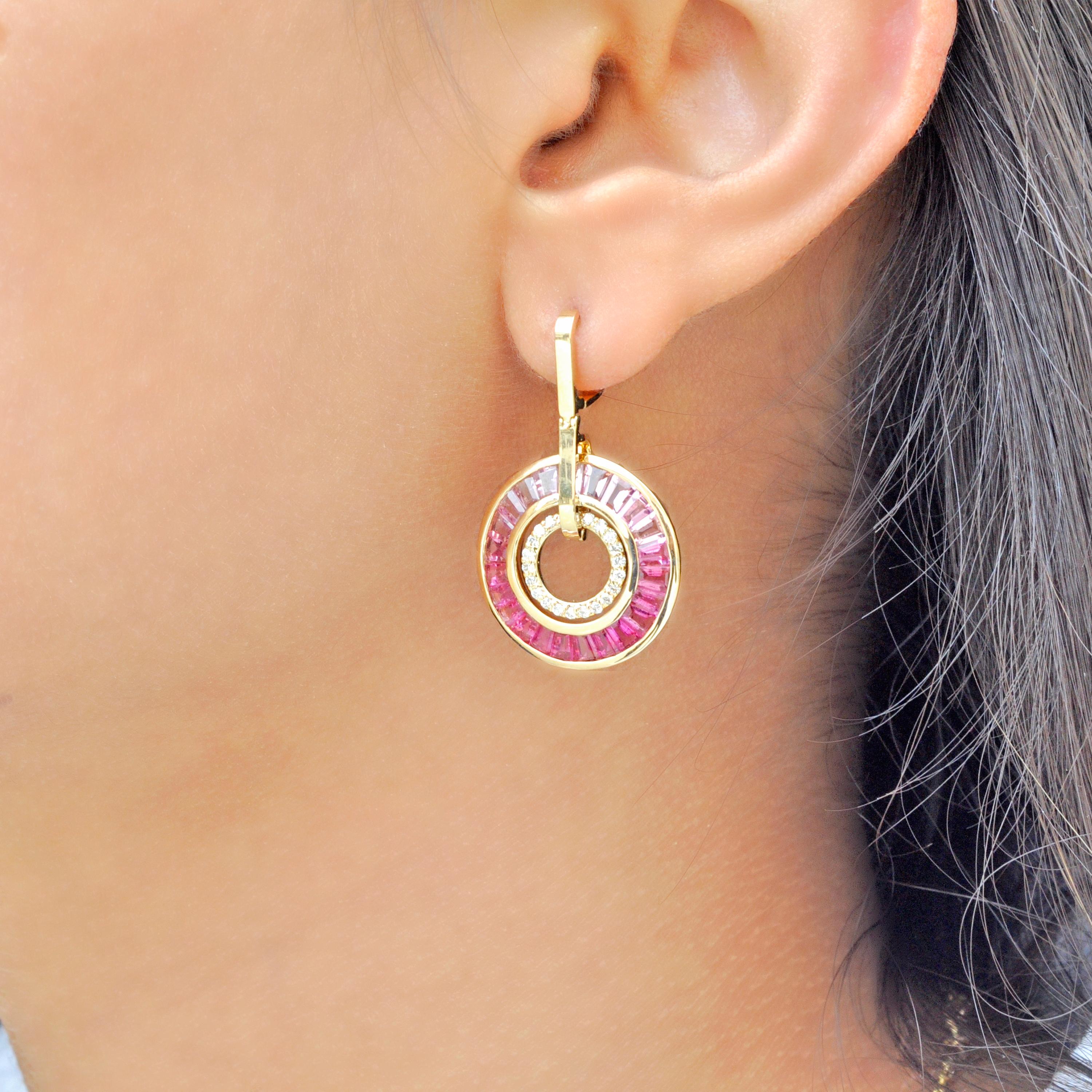 18K Gold Pink Tourmaline Taper Baguette Diamond Circle Deco Pendant Earrings Set For Sale 5