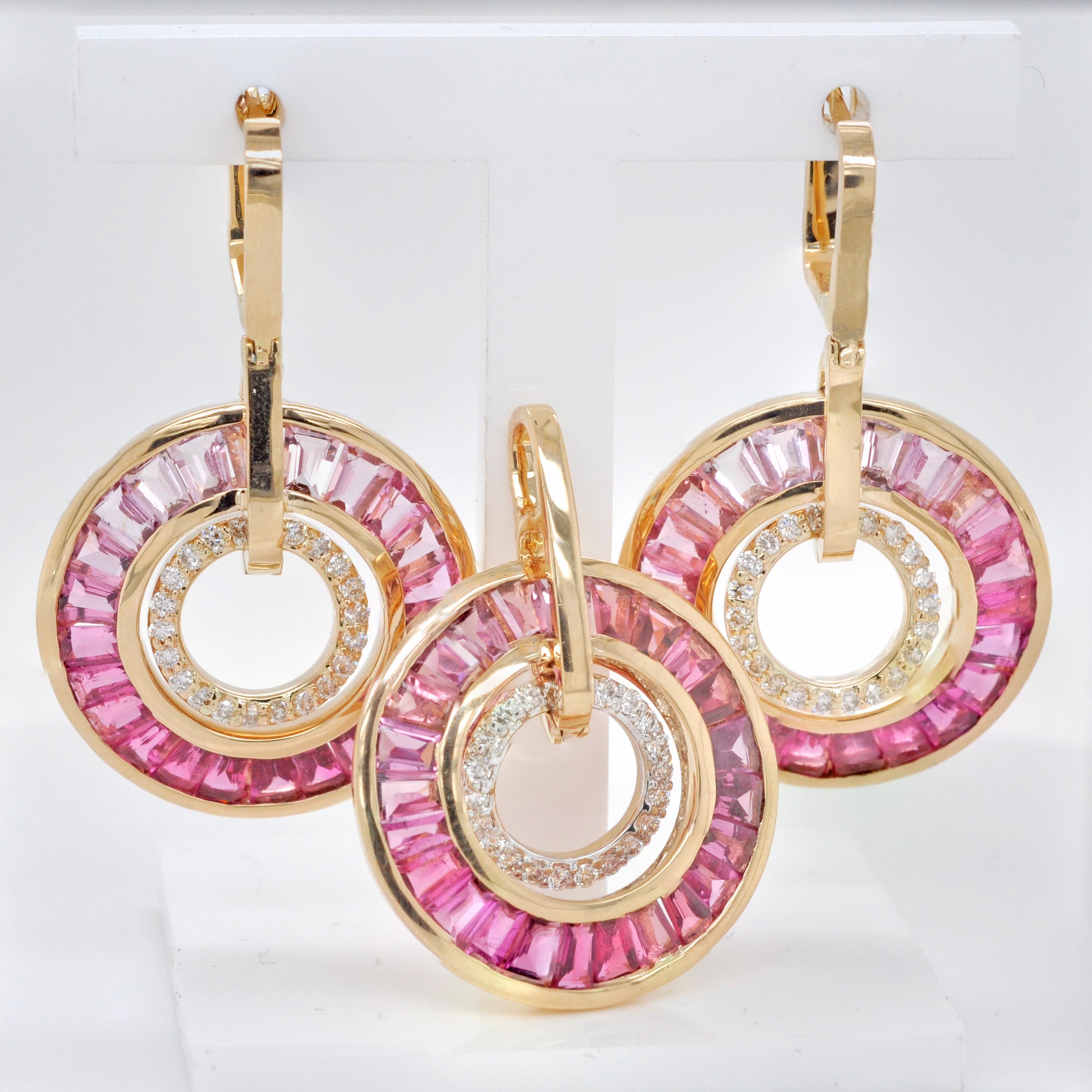18 Karat Gold Rosa Turmalin Taper Baguette Diamant Kreis Deco Anhänger Ohrringe Set im Angebot 6