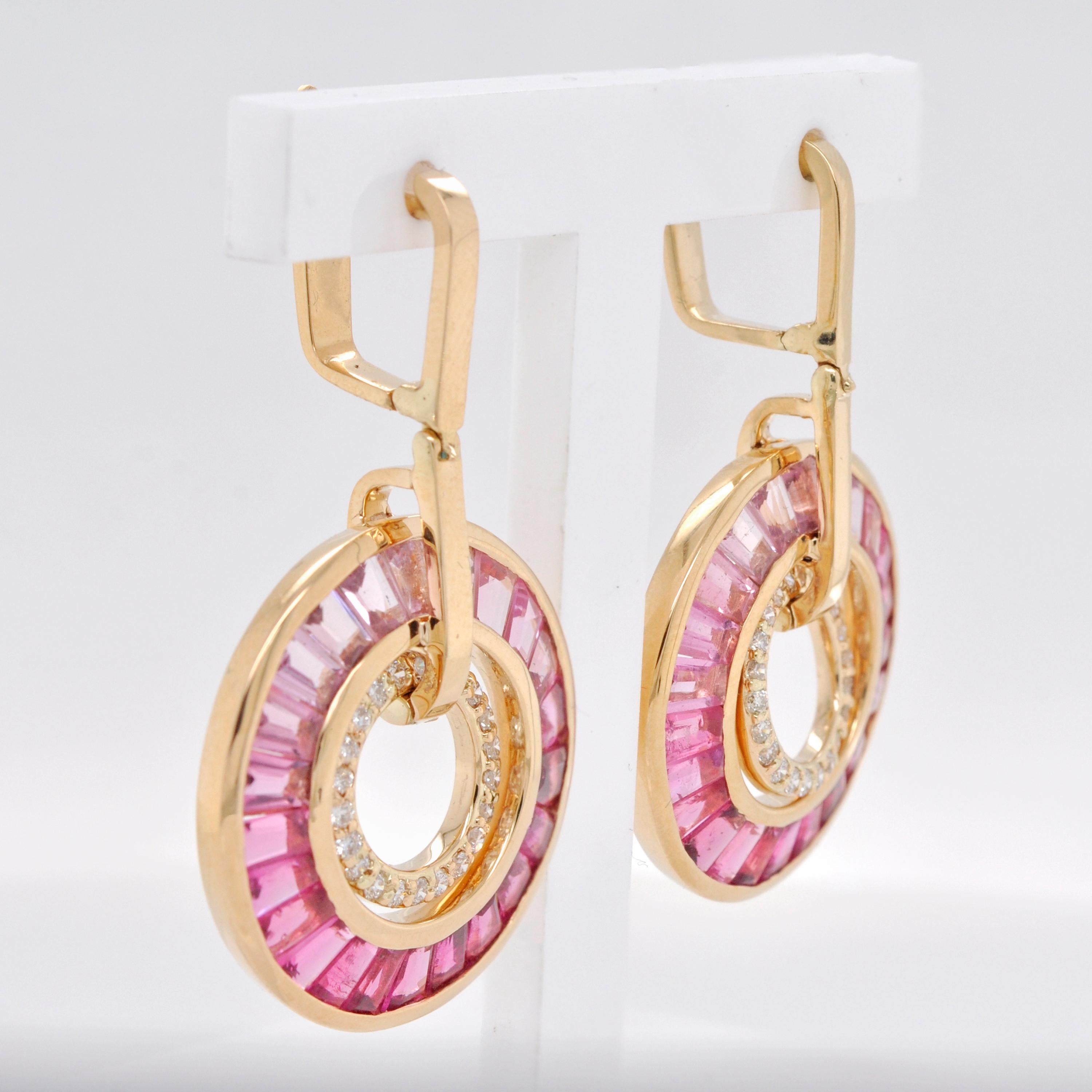 18K Gold Pink Tourmaline Taper Baguette Diamond Circle Deco Pendant Earrings Set For Sale 8