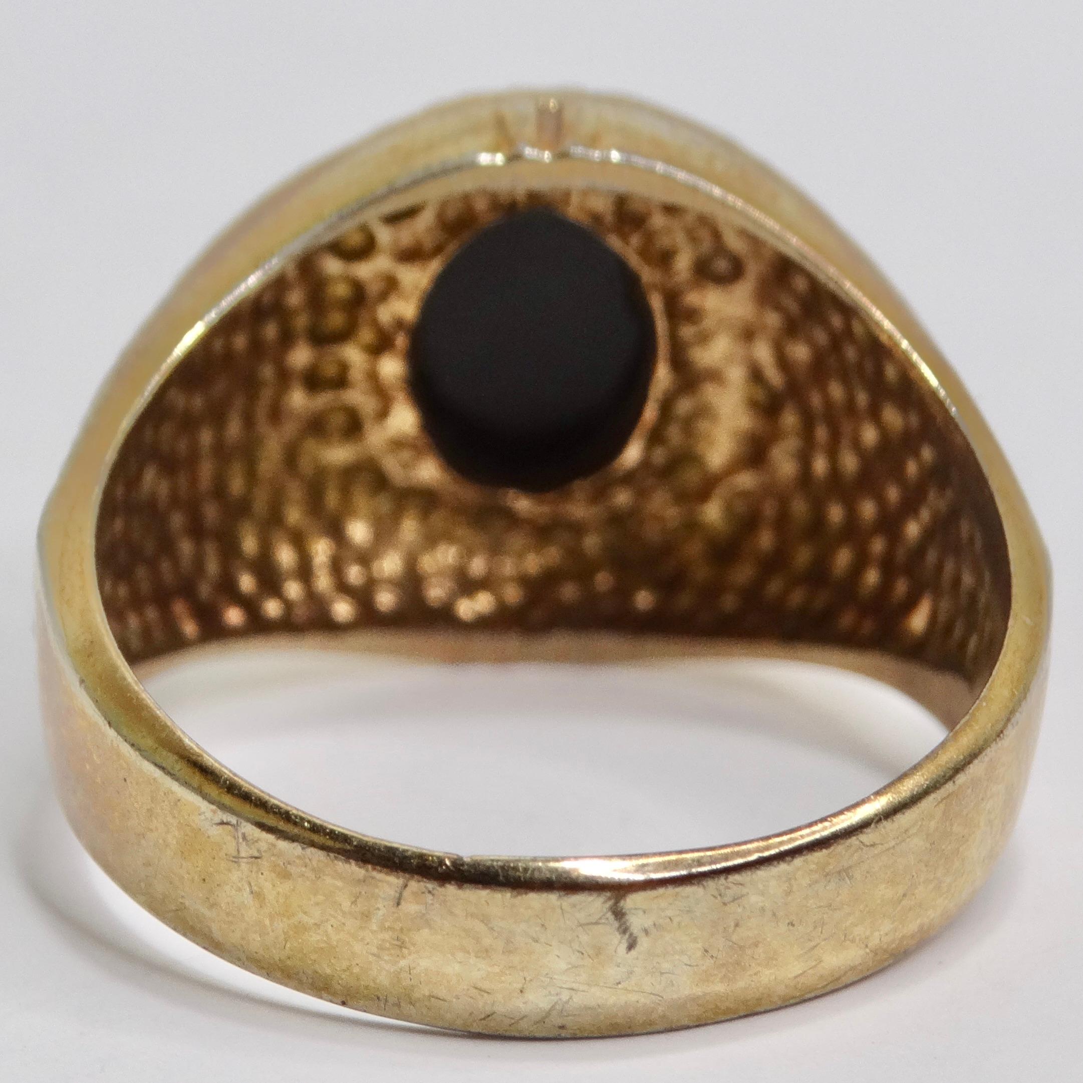 18K Gold Plated Onyx Stone Mens Ring Circa 1960 For Sale 2