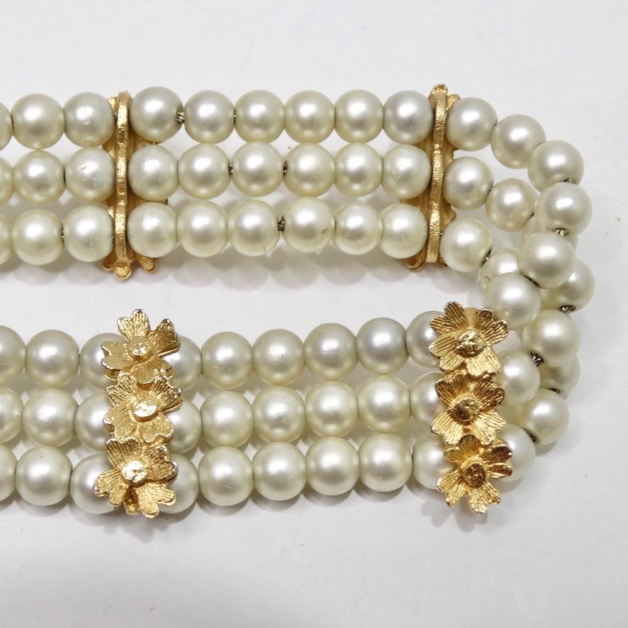 Taille ronde Bracelet montre cachée en perles plaqué or 18K en vente