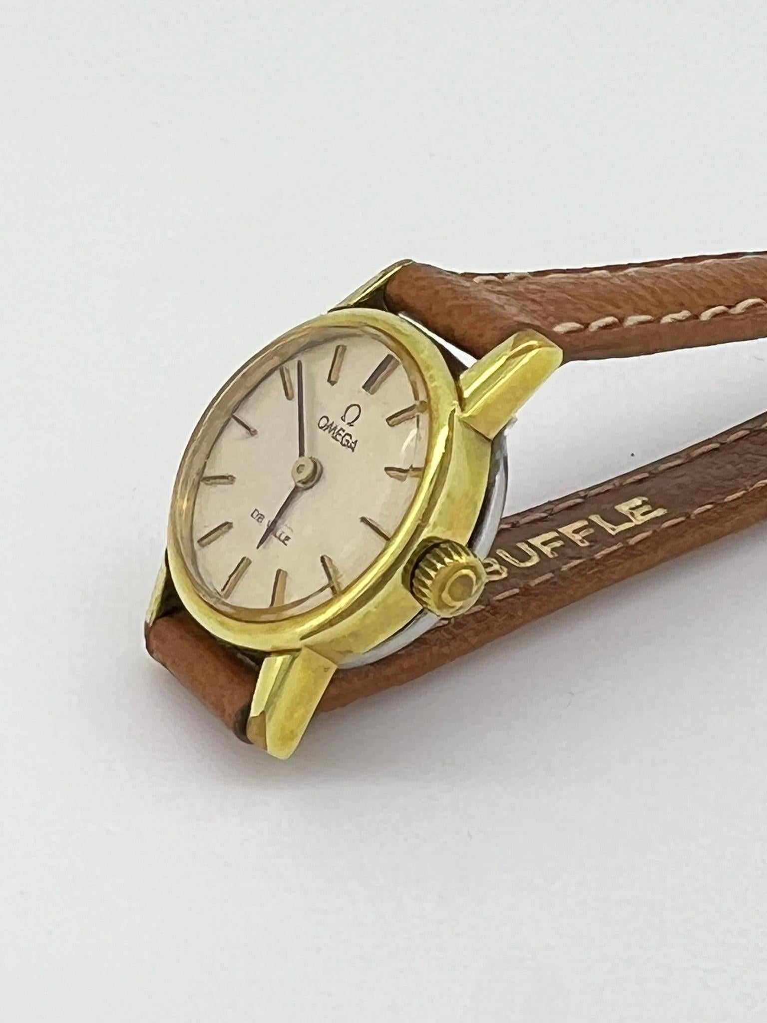 18K Gold-Plated S/Stahl Omega De Ville 19mm Vintage c1960's Damenuhr im Zustand „Hervorragend“ in MELBOURNE, AU