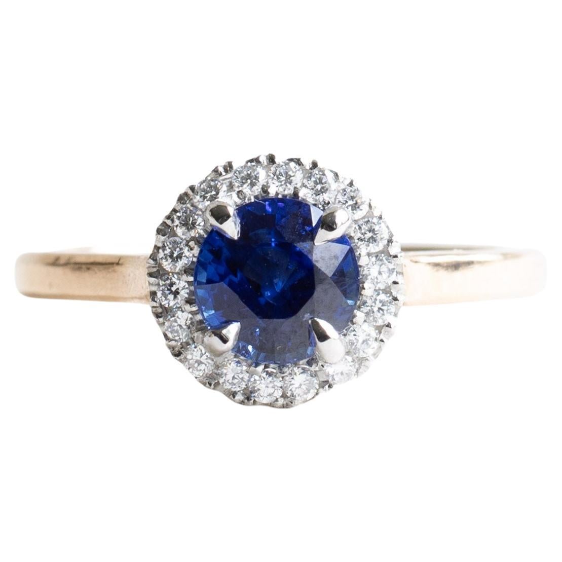 18k Gold Platinum 1 Carat Sapphire Two Tone Ring, Sapphire Halo Engagement Ring For Sale