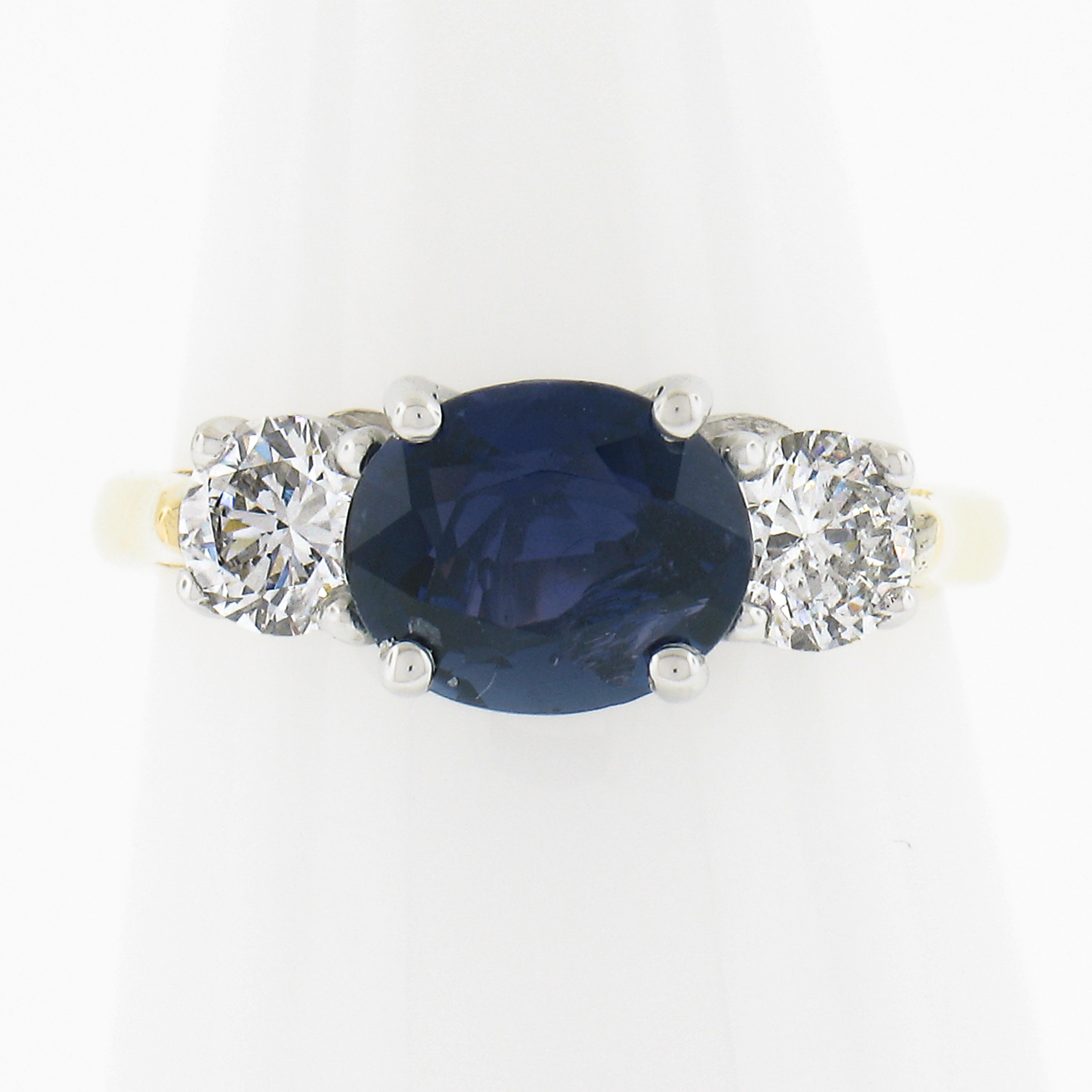 Taille ovale Bague en or 18 carats et platine avec saphir de Birmanie non chauffé de 1,94 carat, sans chaleur et diamants en vente