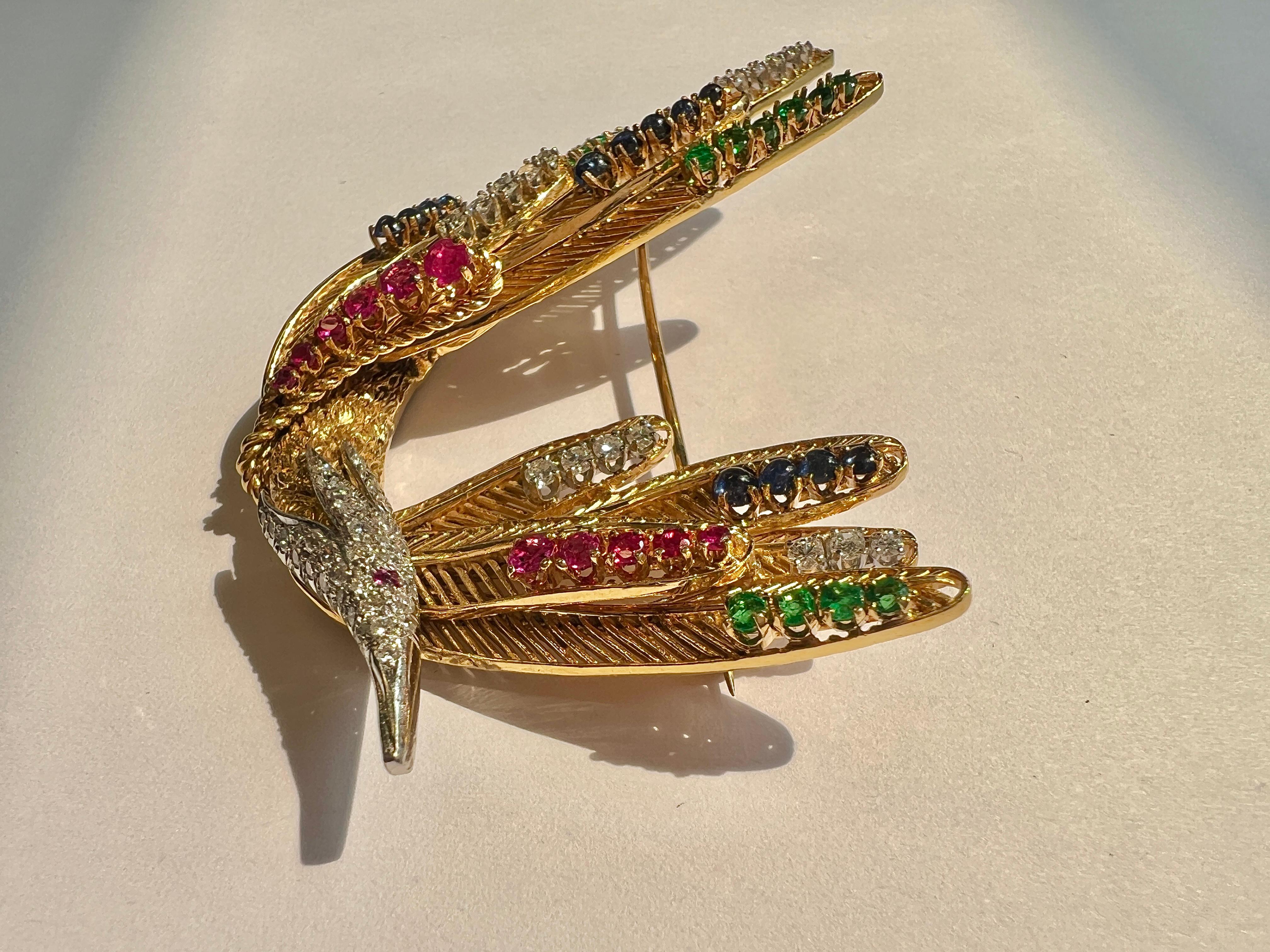 Vogelbrosche aus 18k Gold, Platin, farbigen Steinen und Diamanten im Zustand „Hervorragend“ im Angebot in New York, NY