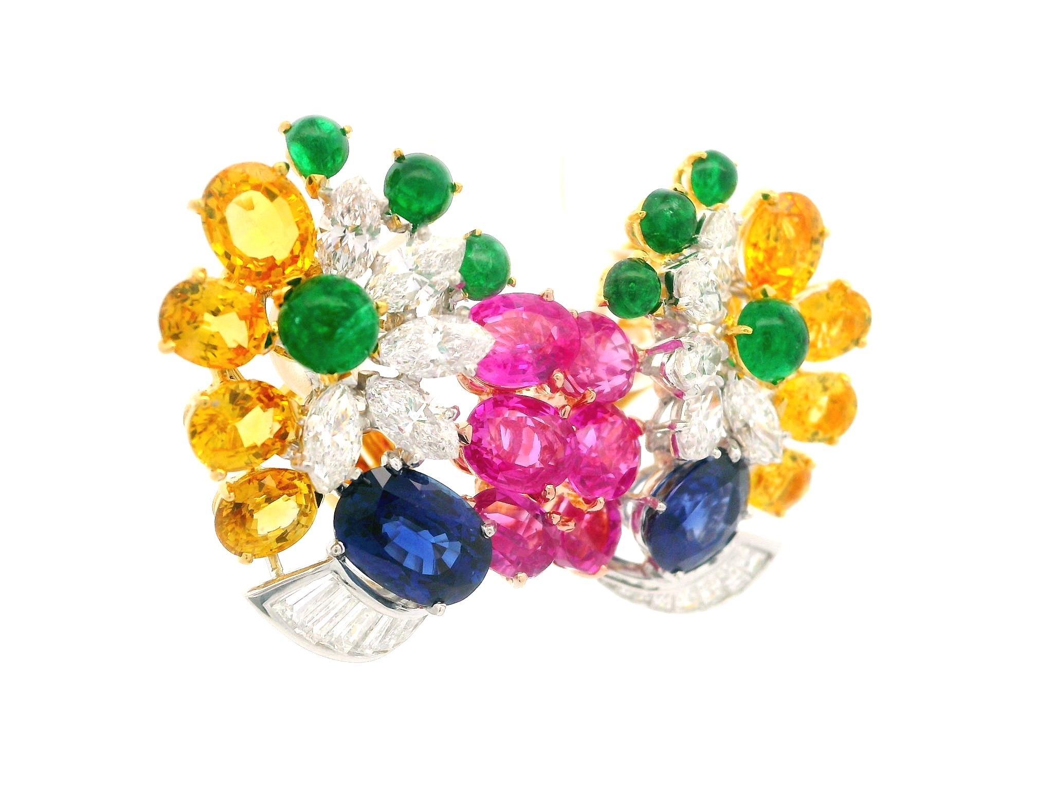 Pendientes de Oro de 18k y Platino GIA 15.13ctw Zafiro Esmeralda Diamante Colorido en venta 1