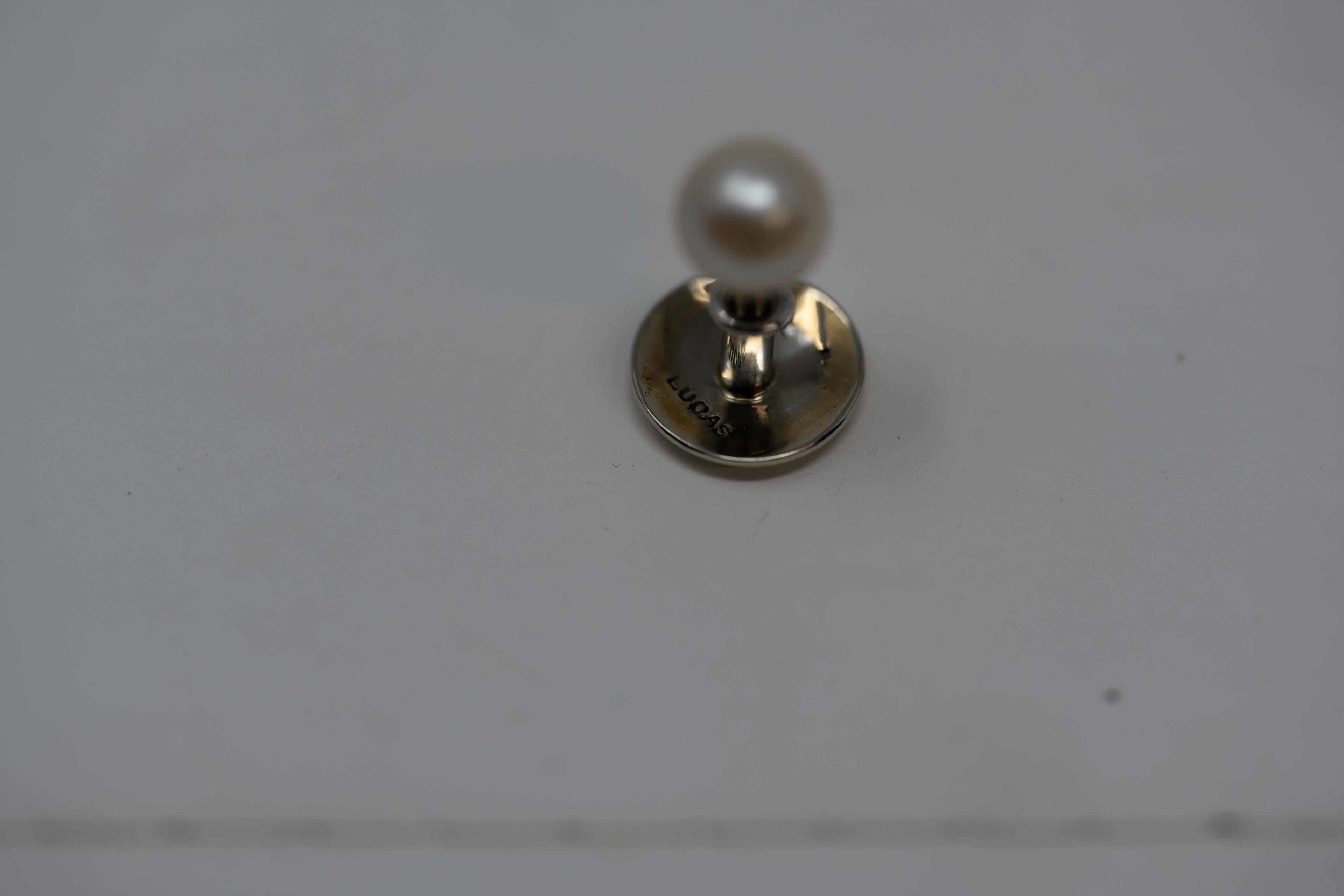 18k Gold & Platinum Studs Pearl Earrings by Gabriel Lucas, Montreal For Sale 1