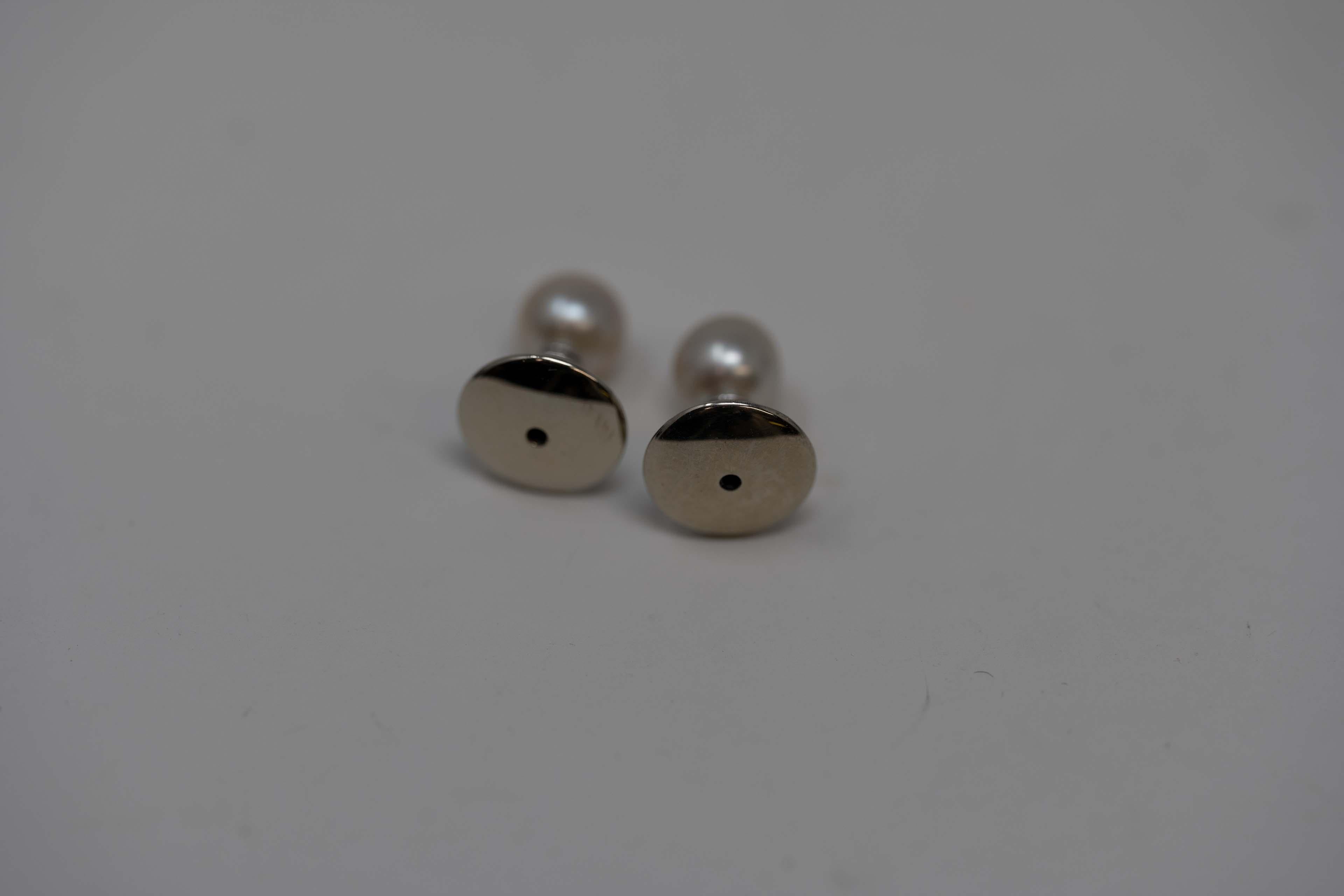 18k Gold & Platinum Studs Pearl Earrings by Gabriel Lucas, Montreal For Sale 2