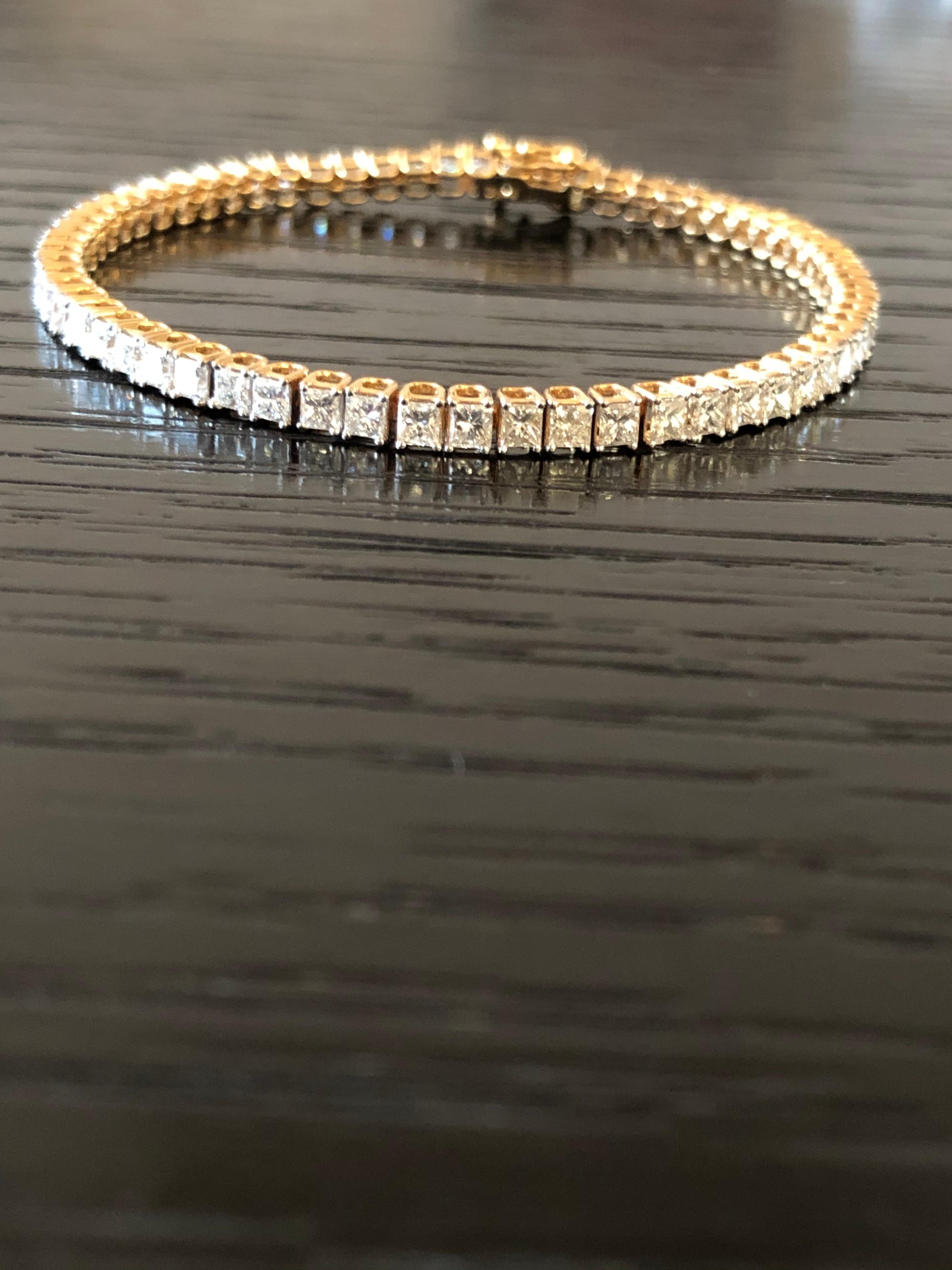 Modern 18 Karat Gold Princess Cut White Diamond Bracelet For Sale