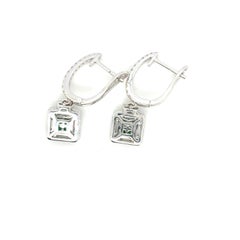 18k Gold Princess‑Cut Colombian Emerald Cts 0.39 and Diamond Baguette Earrings
