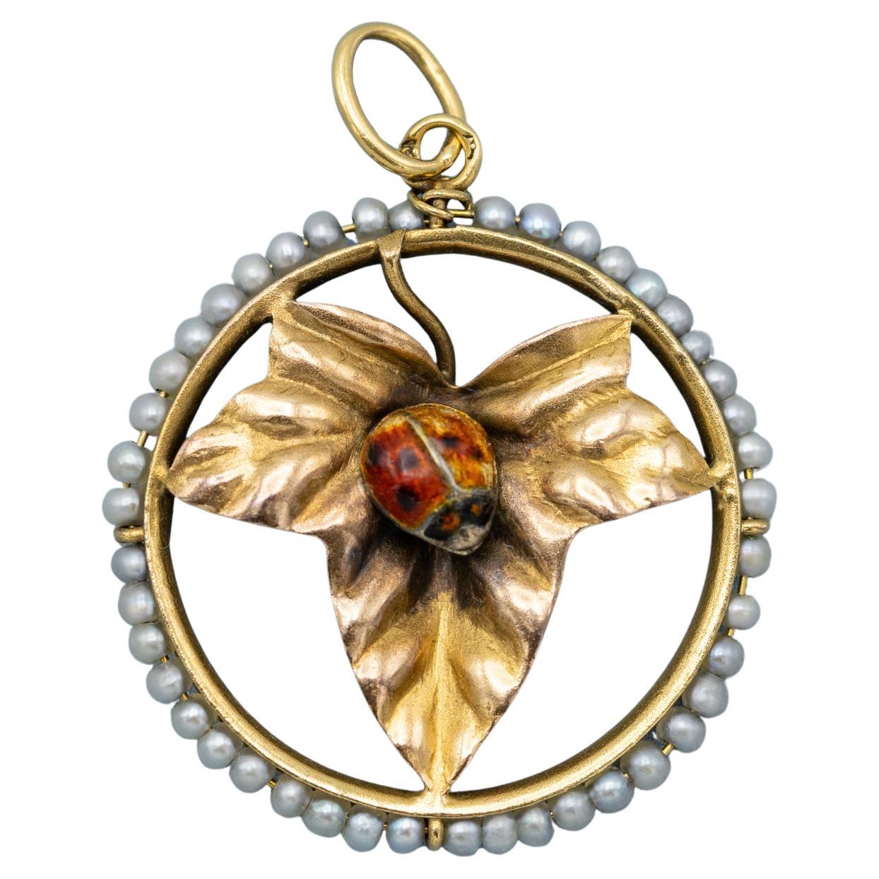 18K gold, Rare French good luck charm - 1900's medal - Ivy & ladybird pendant