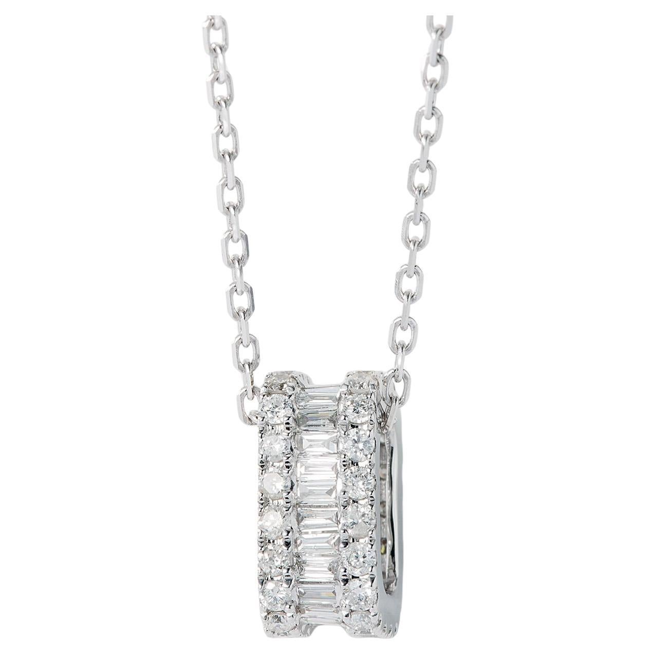 18K Gold Rectangular Clasp Pendant Necklace with Natural Diamonds