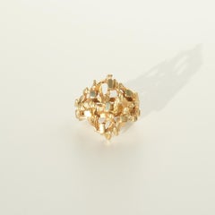 18k Gold Ring by Gübelin Made in the 1960s