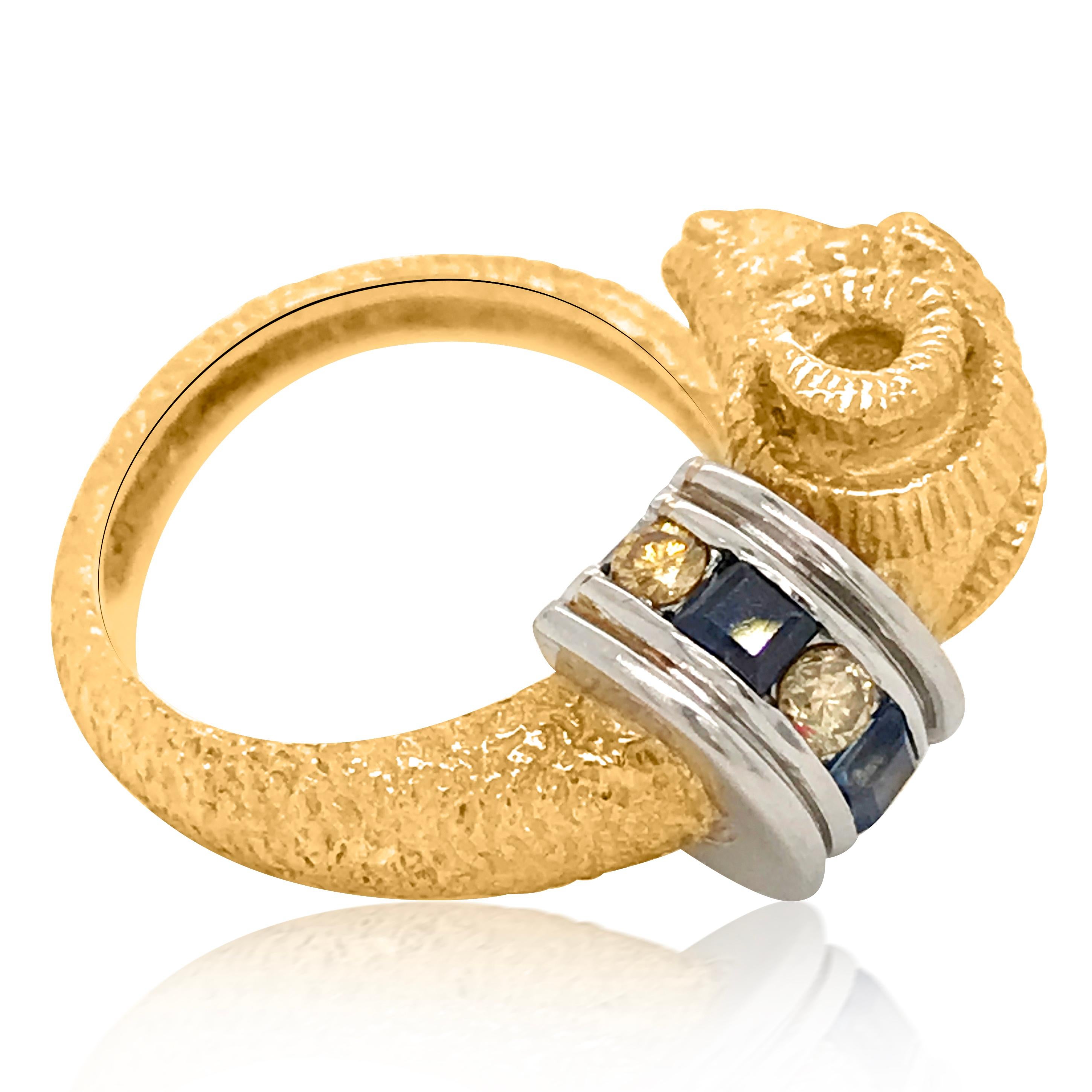 Retro 18 Karat Gold Ring Depicting a Ram Head