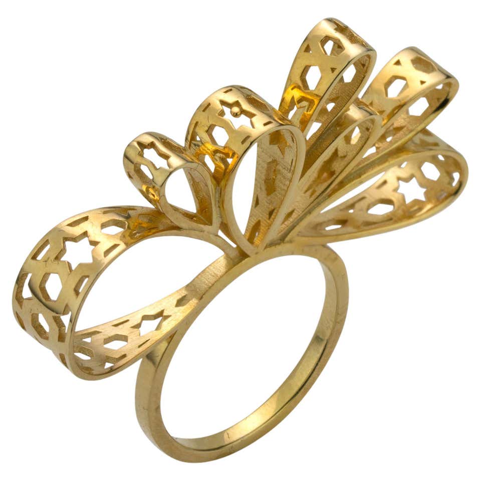 Diamond Ribbon Ring in 18K Gold For Sale at 1stDibs | gold diamante ...