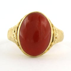 18 Karat Goldring mit Koralle - 5.2 Gramm - Ringgröße US. 8,5 - EU. 18,5 (58)