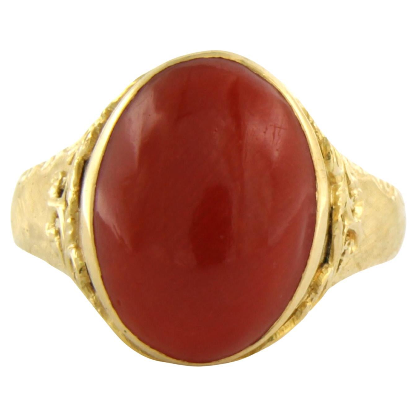 18k gold ring with Coral - 5.2 grams - ring size US. 8.5 - EU. 18.5 (58) For Sale