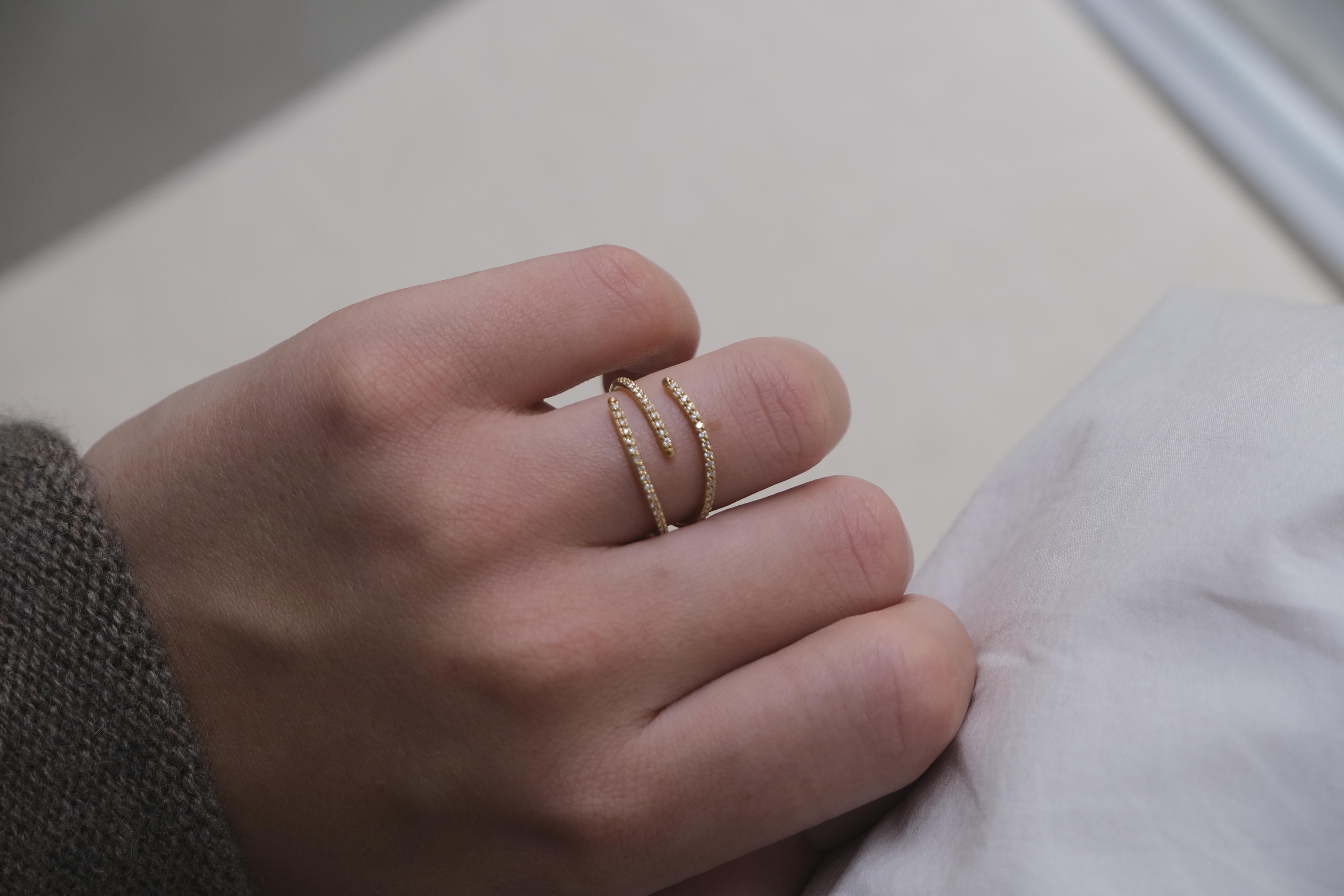 En vente :  Bague en or 18 carats avec diamants 3