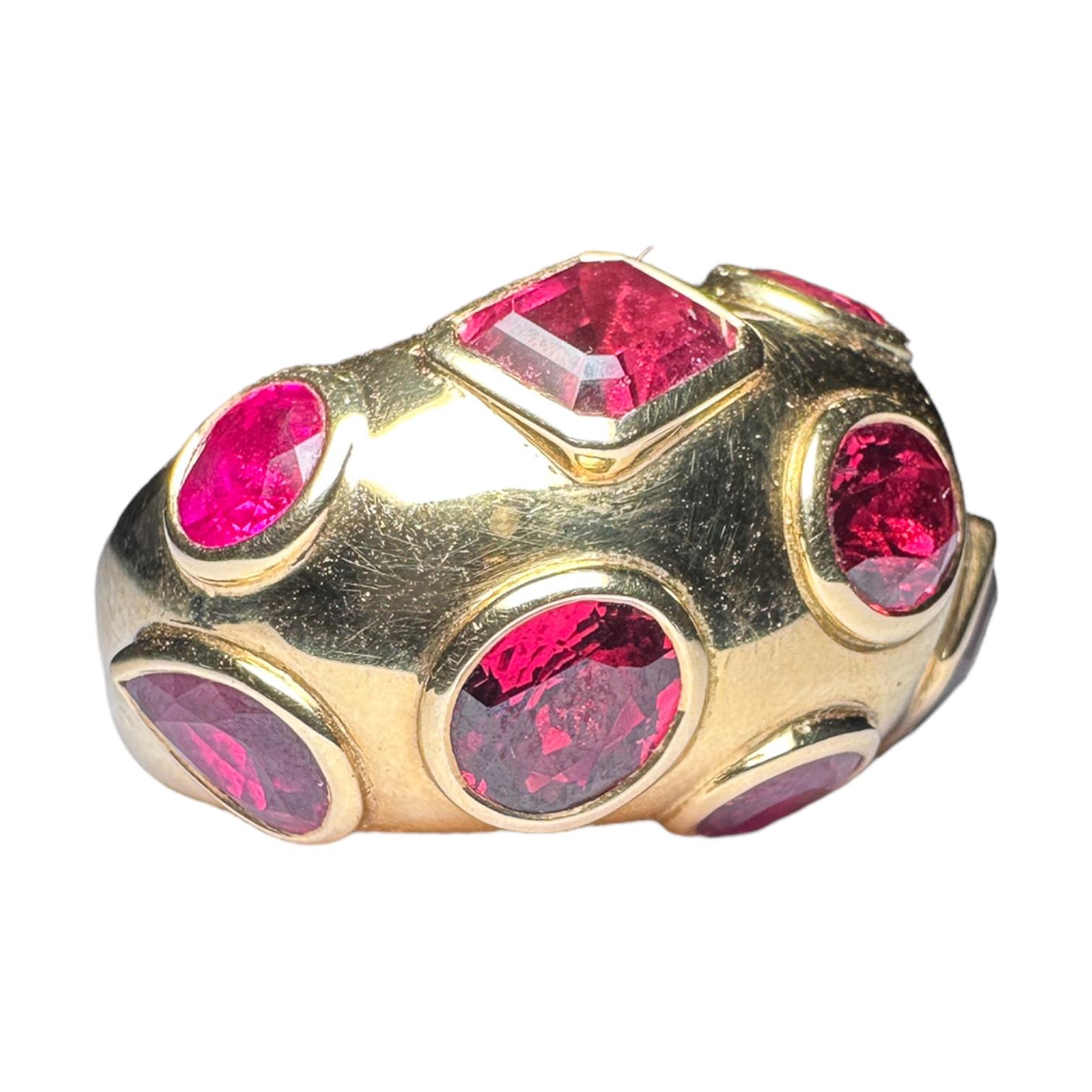 18k Gold Ring with Rubies, Rubellite Tourmalines and Red Spinels For Sale 4