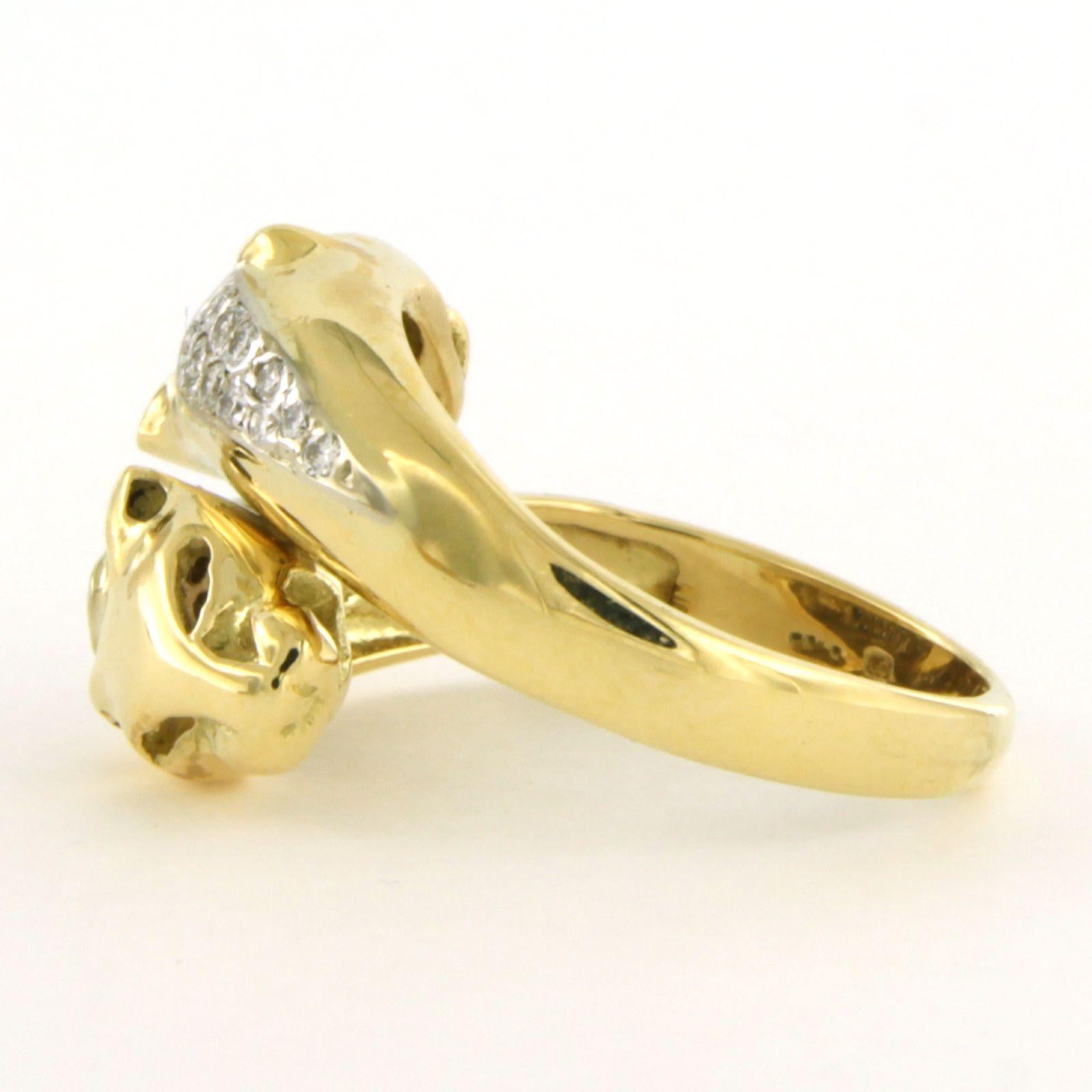 Modern 18k gold ring with two panther heads with brilliant-cut diamonds up to 0.20ct For Sale