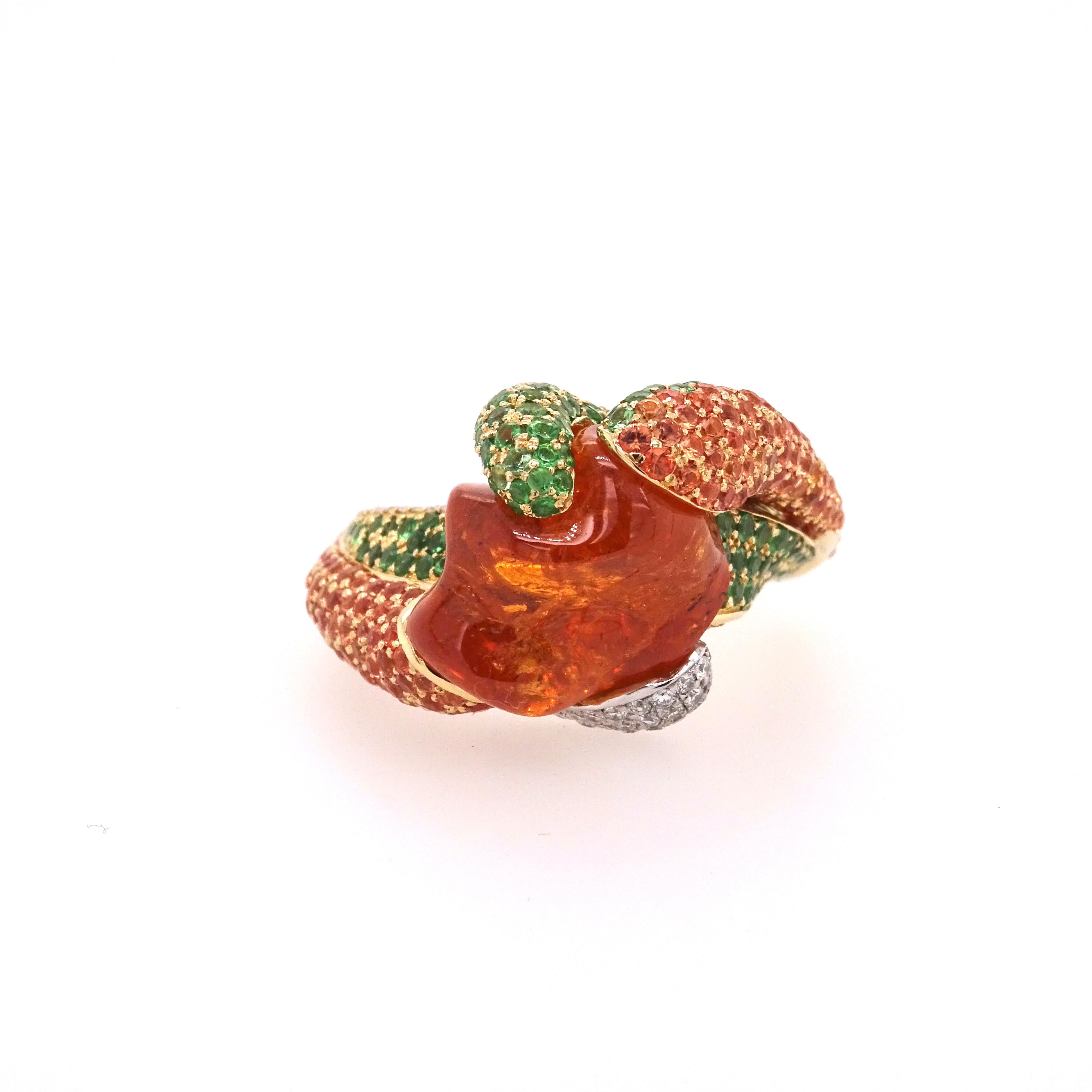18 Karat Gold Ring mit ungeschliffenem Granat, Tsavorit, Diamanten und orangefarbenen Saphiren im Zustand „Neu“ im Angebot in ประเวศ, TH