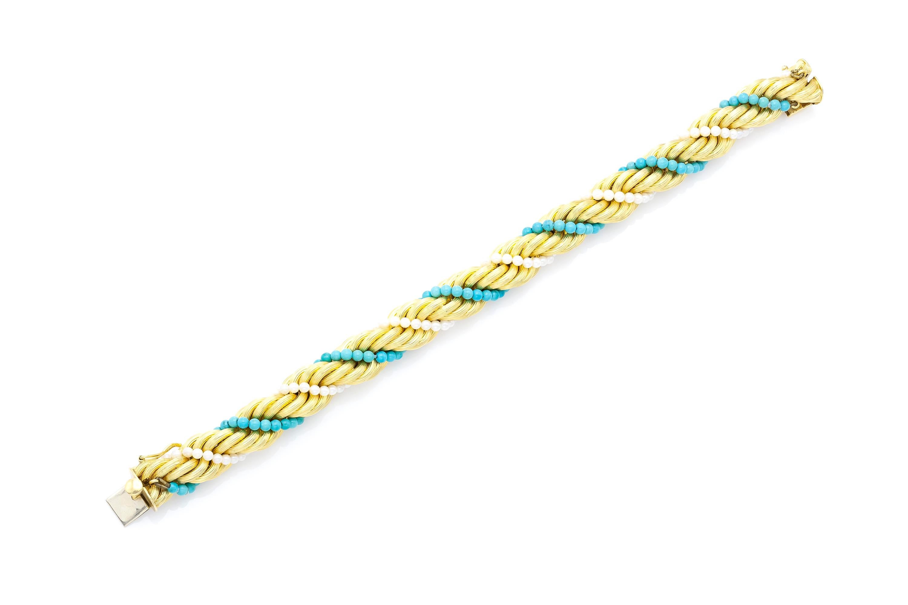 18K Gold Rope Chain Bracelet with Turquoises and Pearls In Good Condition For Sale In New York, NY