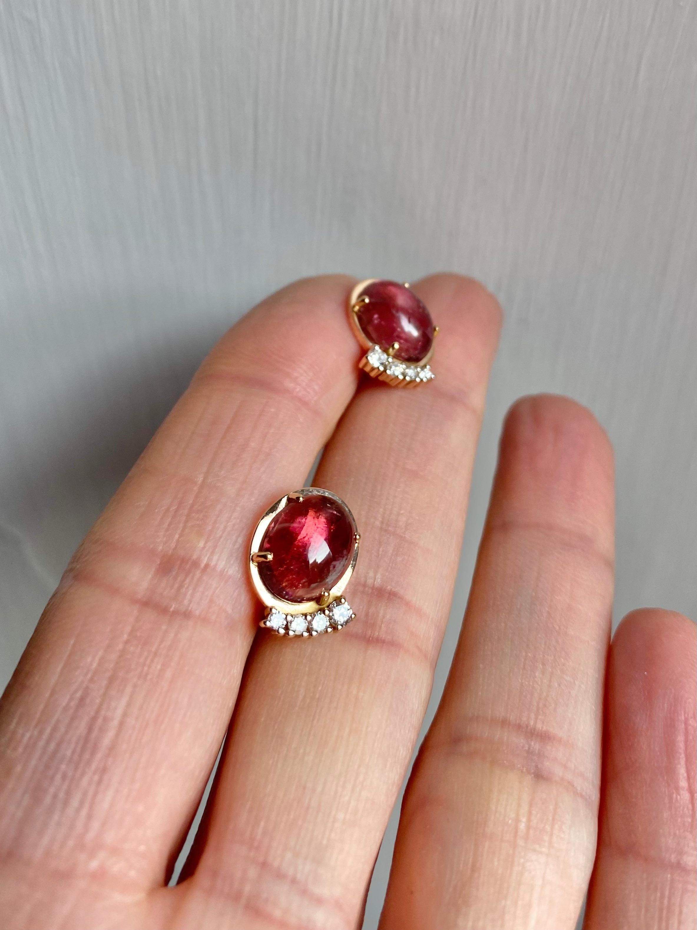 18k Gold Rubelite 0.22 Carats White Diamonds Handcrafted Stud Design Earring For Sale 2