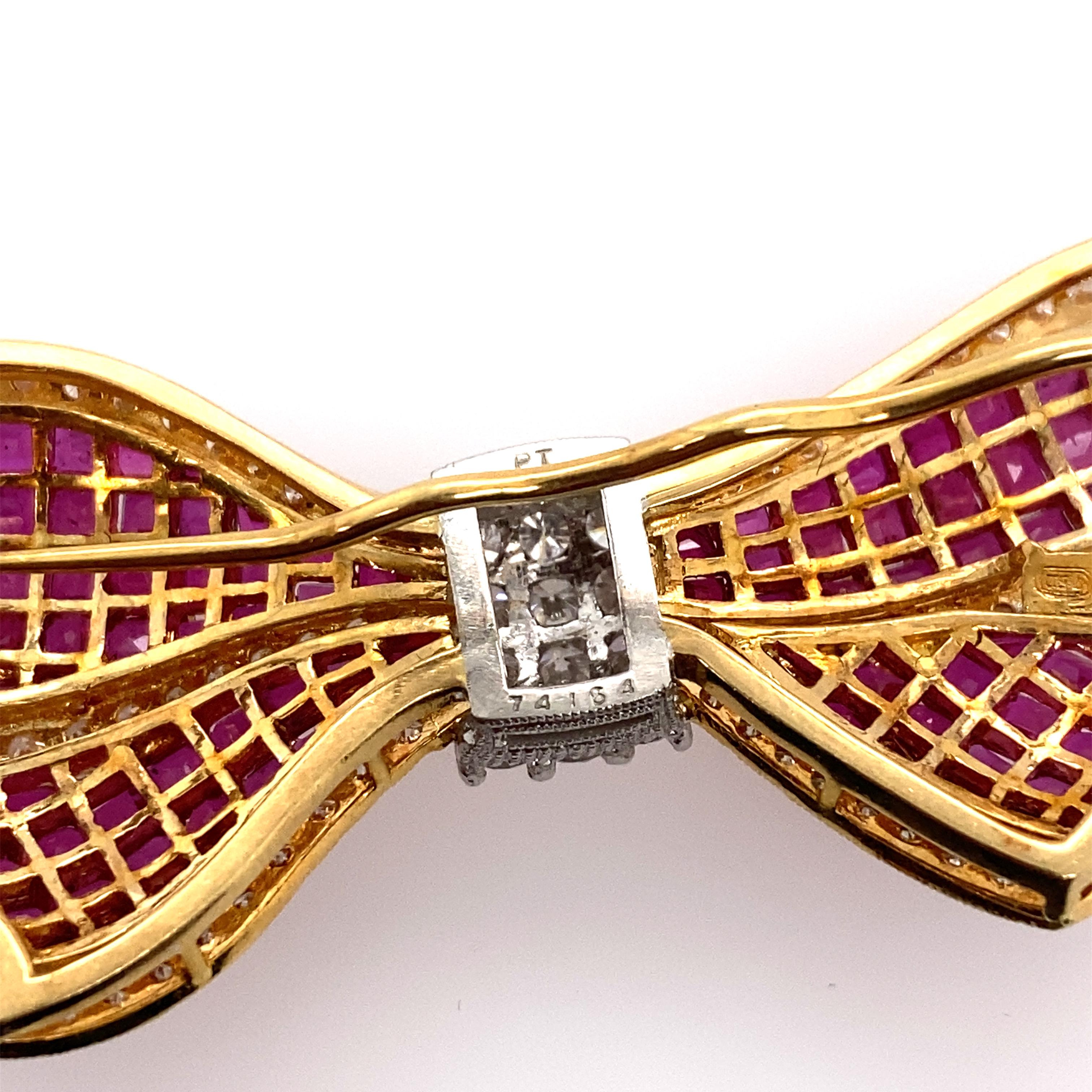 Women's Oscar Heyman 18k Gold Ruby and Diamond Bow Brooch For Sale