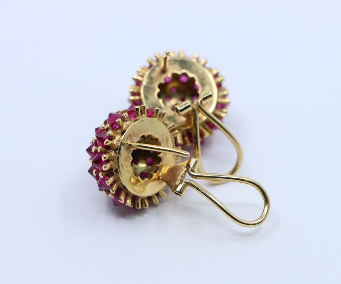 18K Gold Ruby Ball Earring For Sale 3