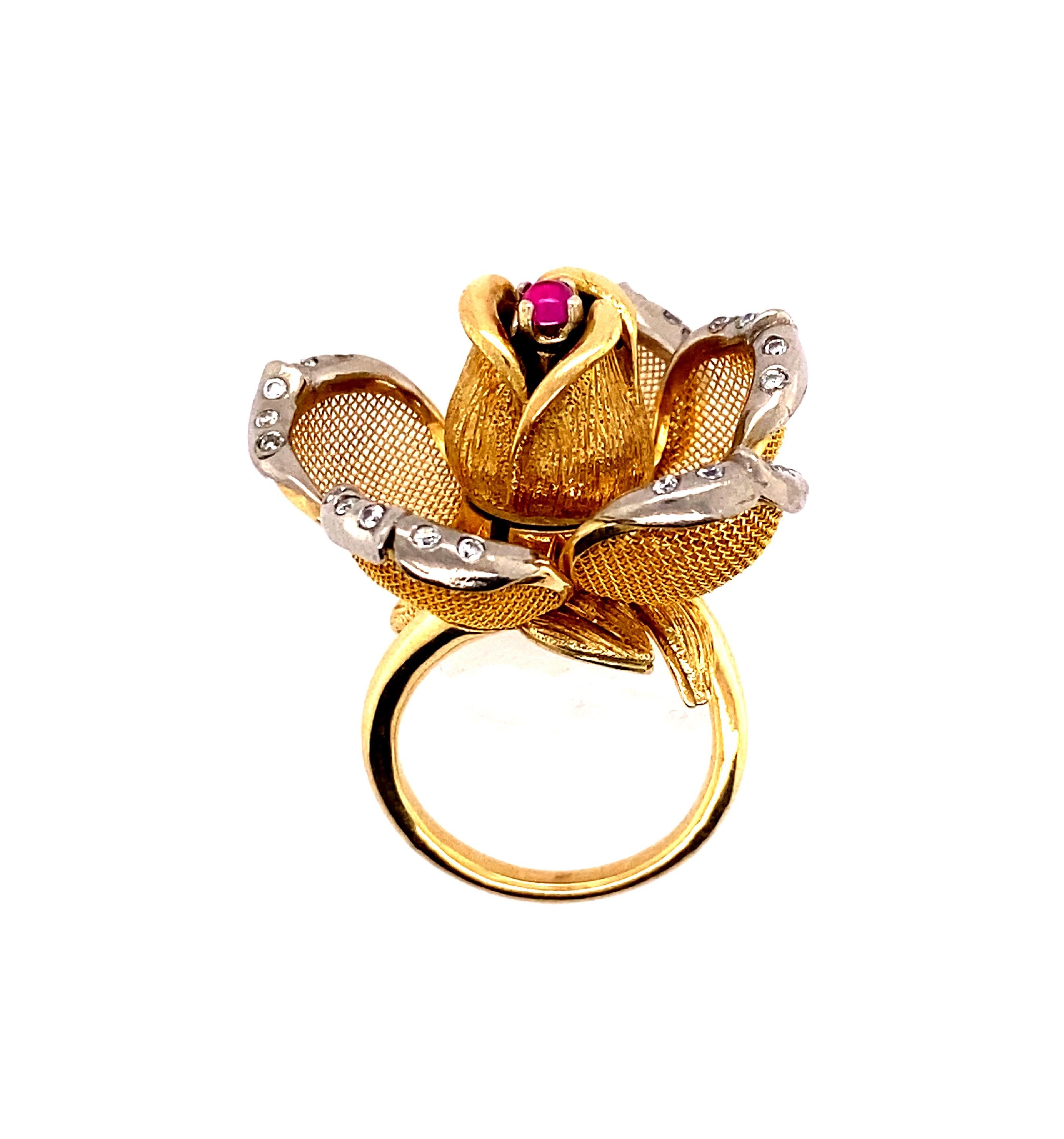18k Gold Ruby Rose Ring For Sale 4