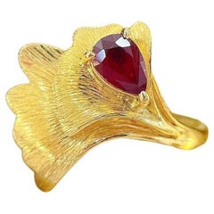18 Karat Gold Rubin-Tropfen-Ring mit natürlichen Diamanten