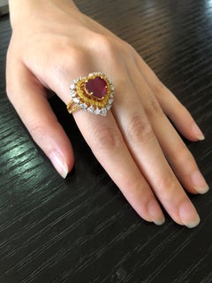 18 Karat Gold Ruby Yellow Diamond White Diamond Cocktail Ring